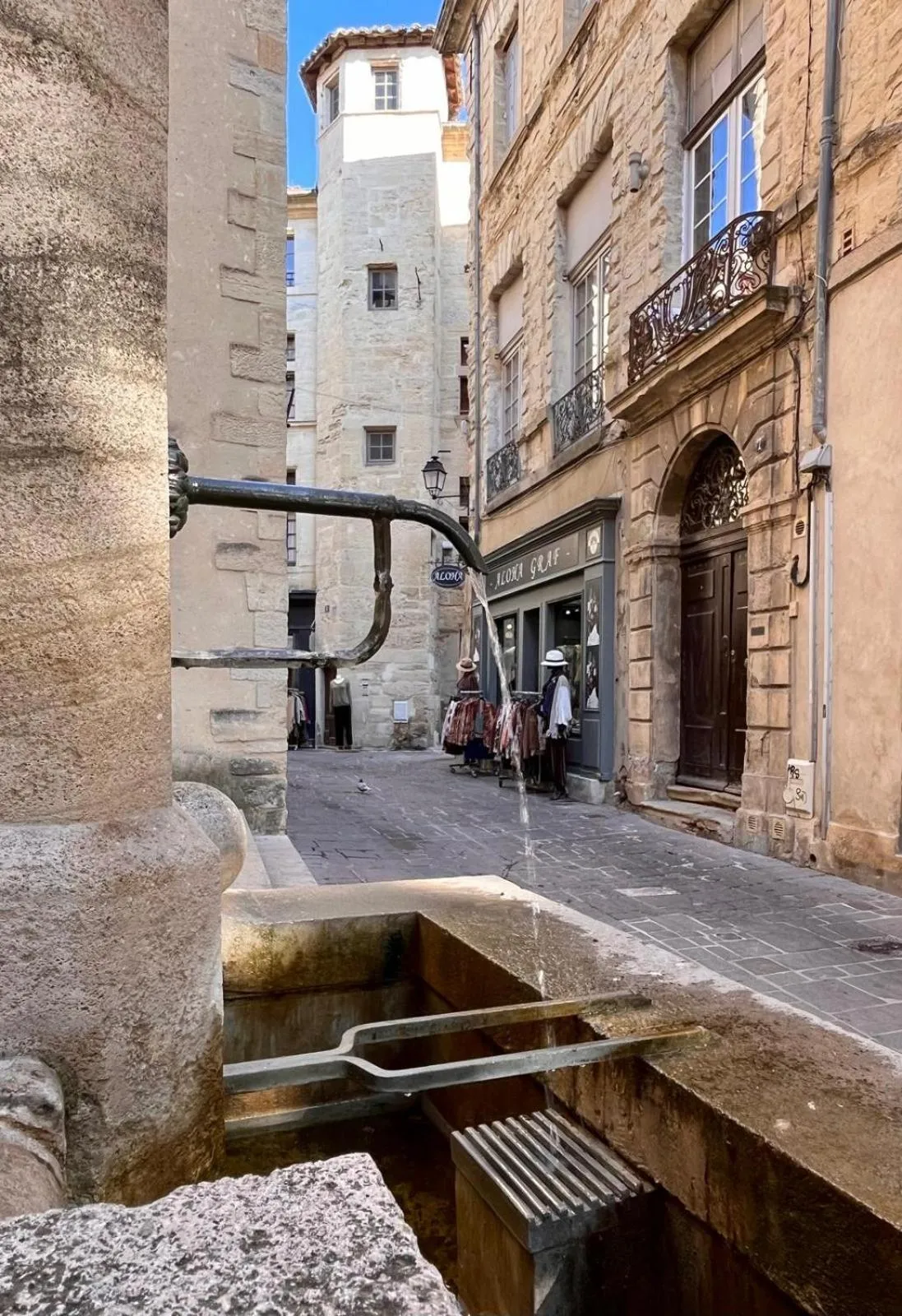 Day in Hôtel Le SAINT-GENIÈS