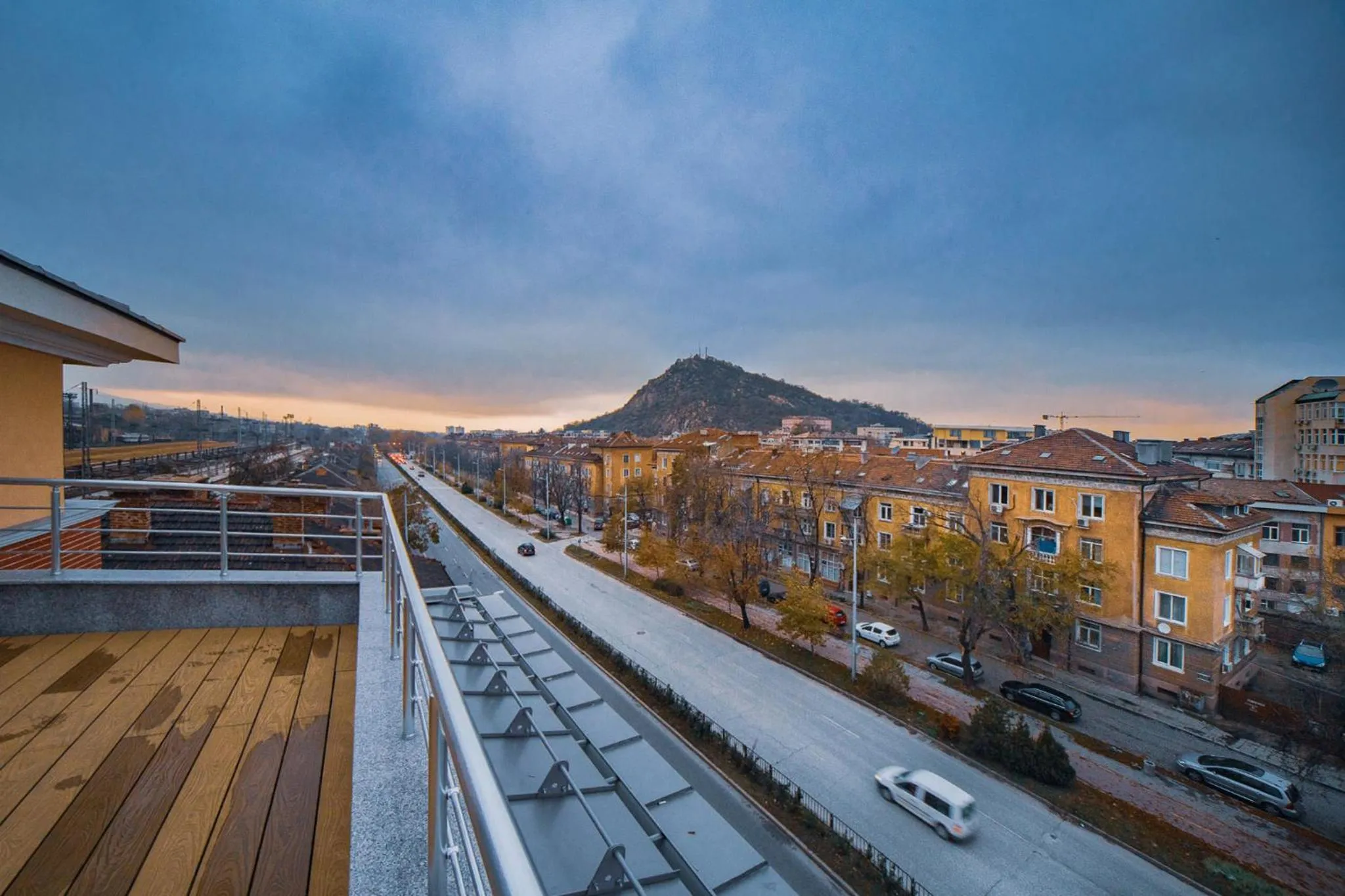 A&M Hotel with free parking