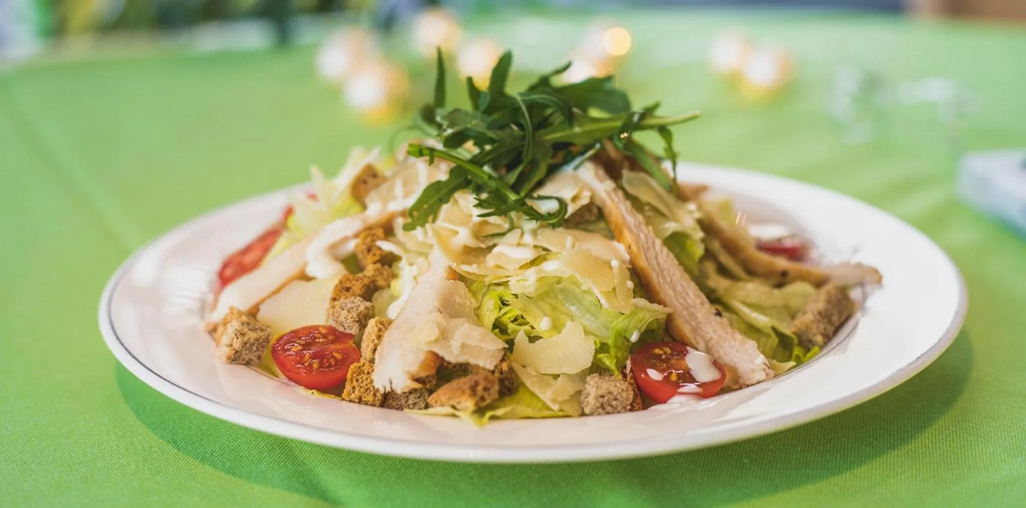 A&M Hotel with free parking