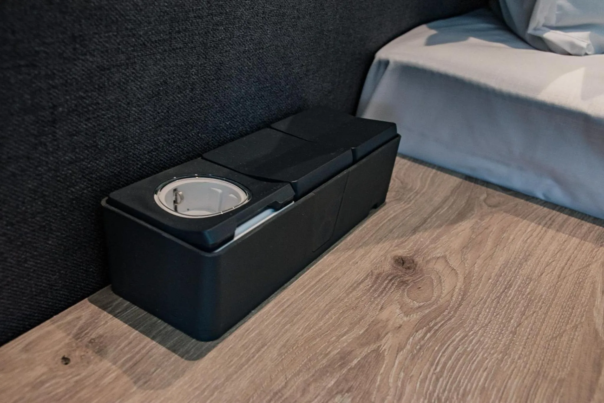 A&M Hotel with free parking