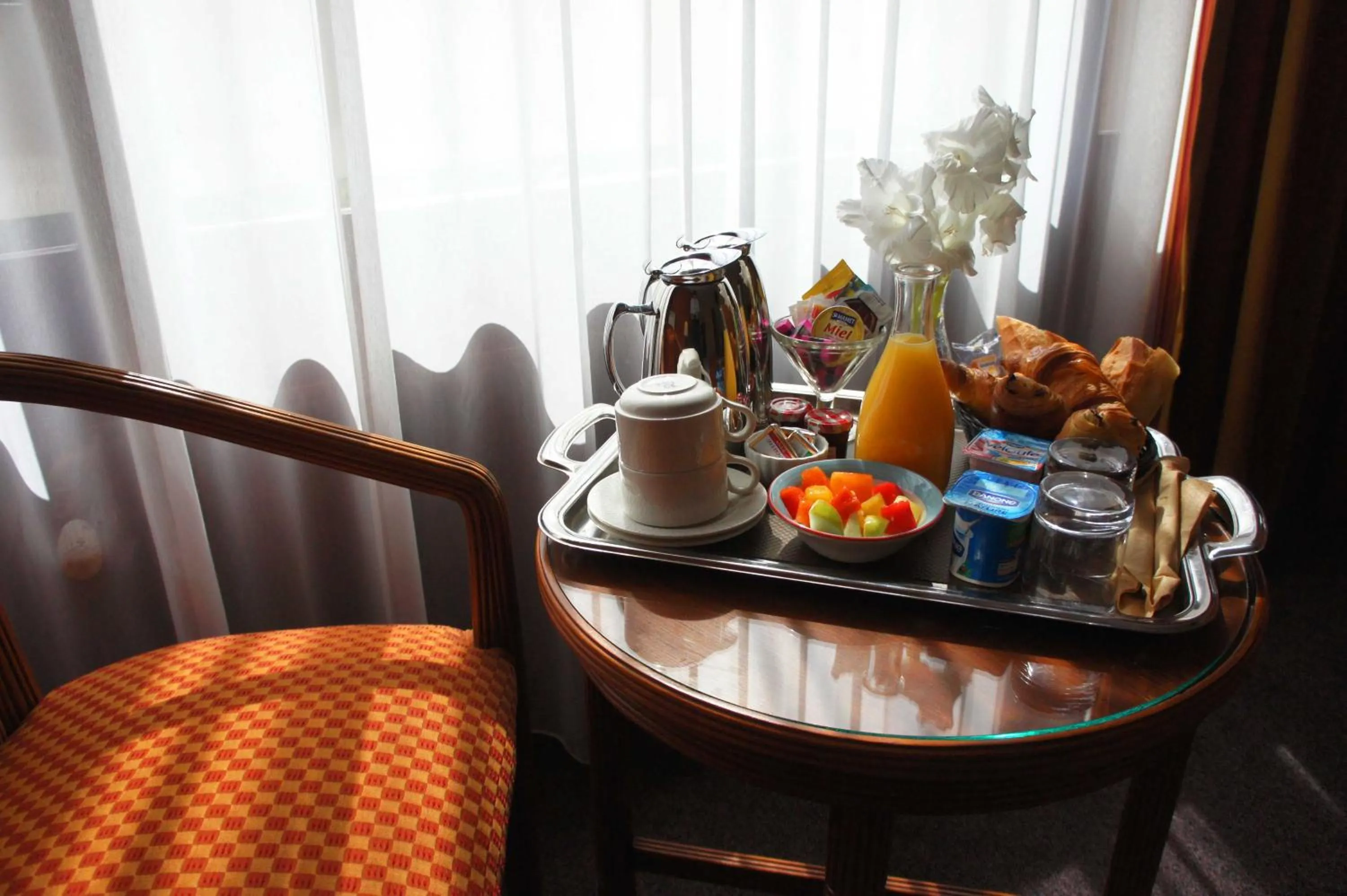 Restaurant/places to eat in Le Grand Monarque