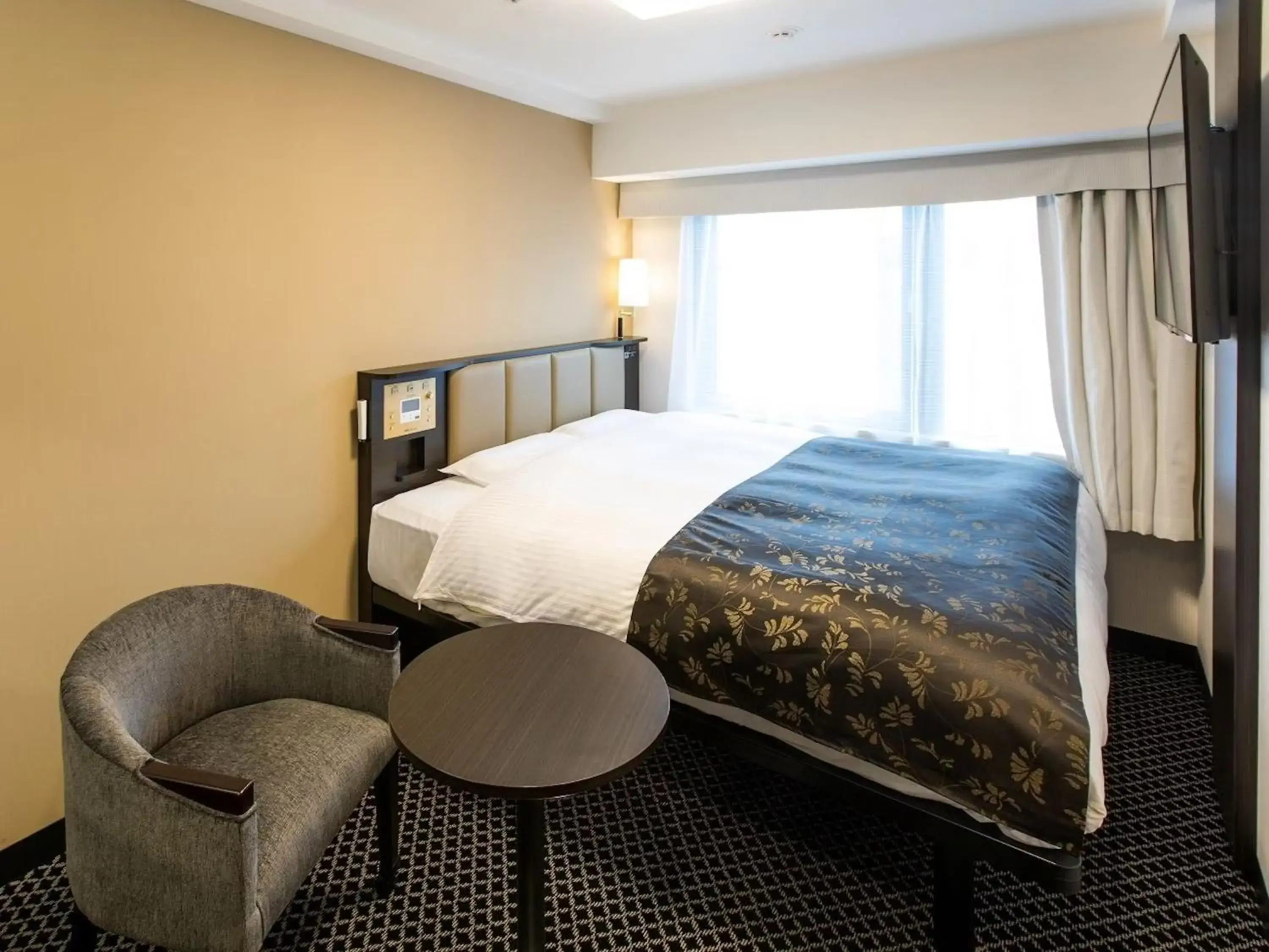 Bed in APA Hotel Kyoto Ekihigashi Bed in APA Hotel Kyoto Ekihigashi