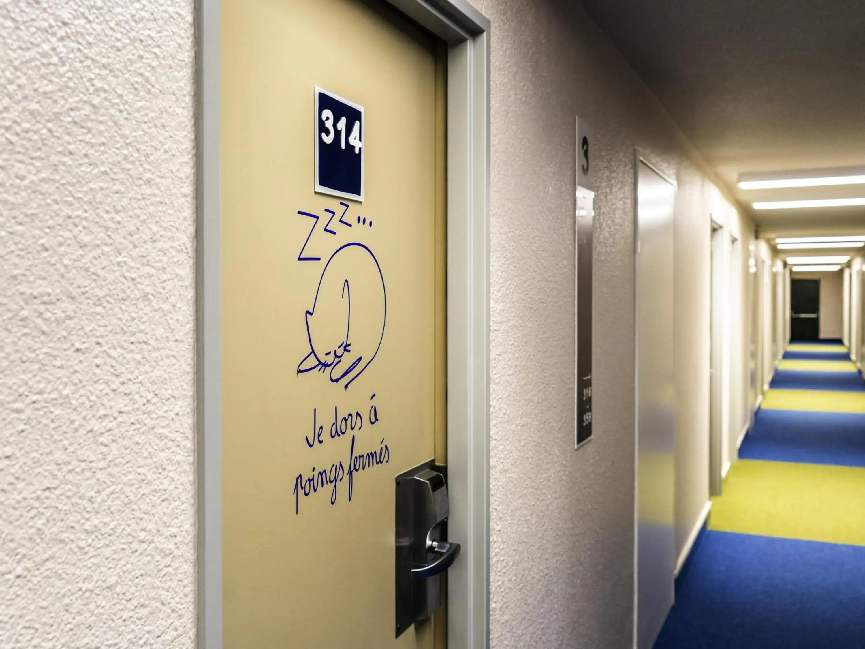 Property building in ibis budget Paris Porte de Bercy Property building in ibis budget Paris Porte de Bercy