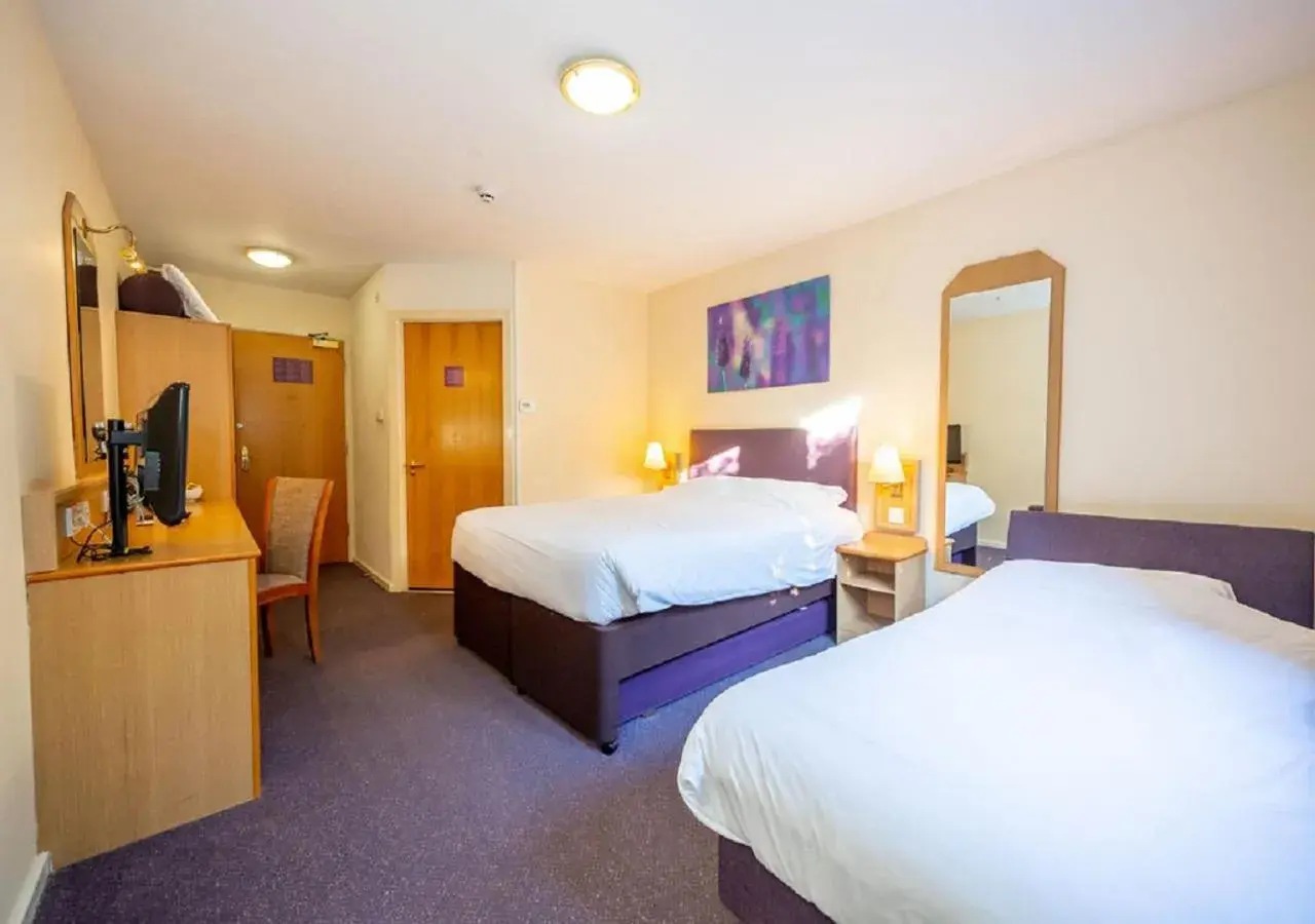 Twin Room in Stables Inn, Aintree Twin Room in Stables Inn, Aintree