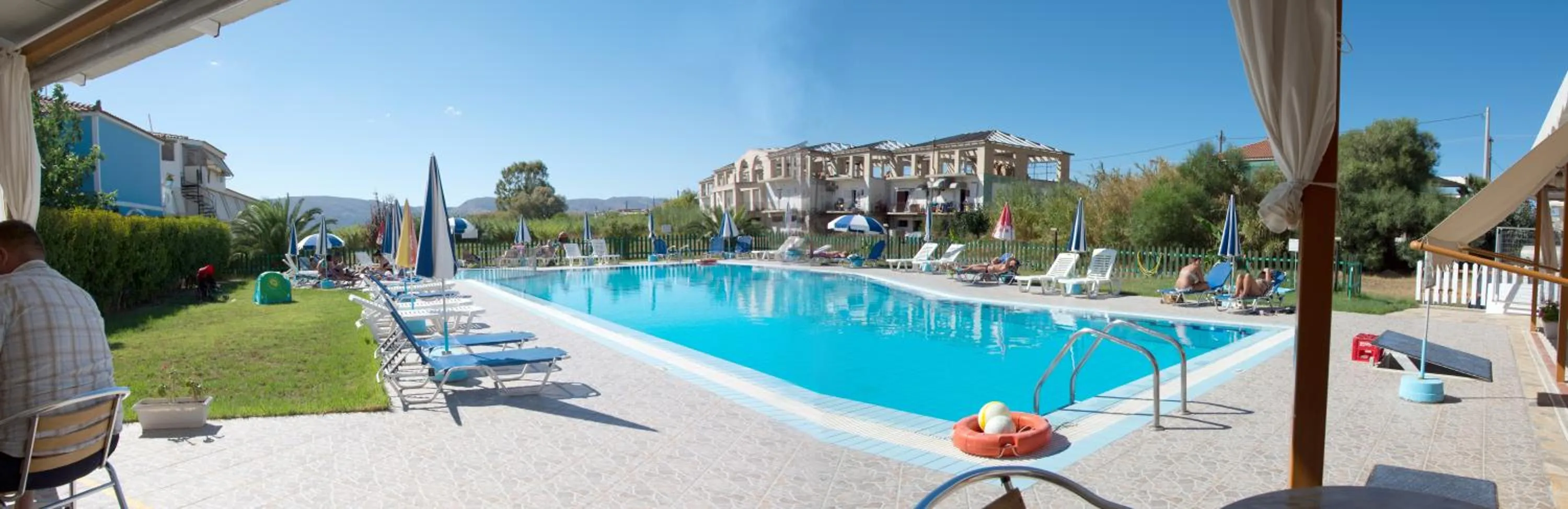 Swimming pool in Plubis Studios