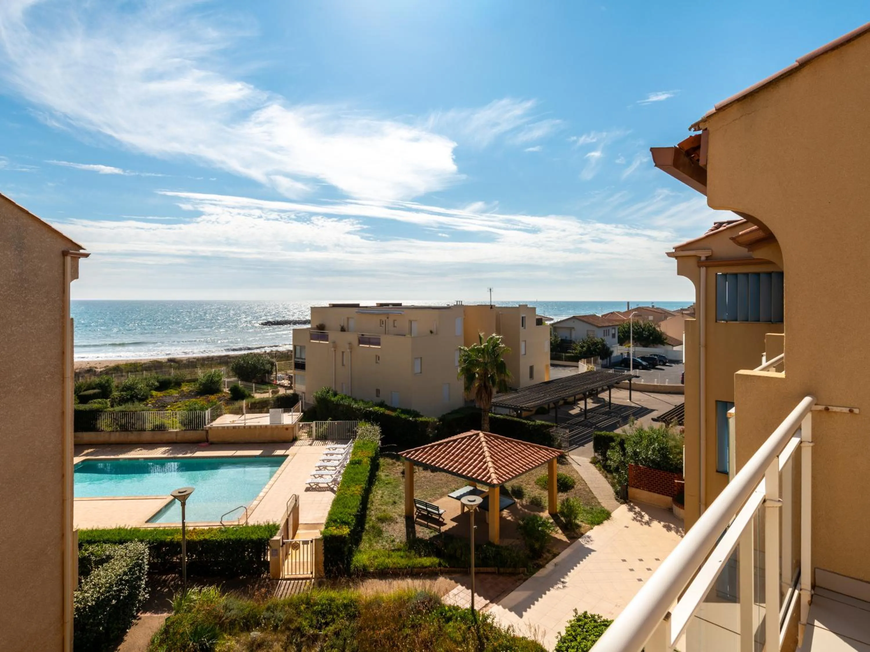 Sea view in Vacancéole - Résidence Alizéa Beach