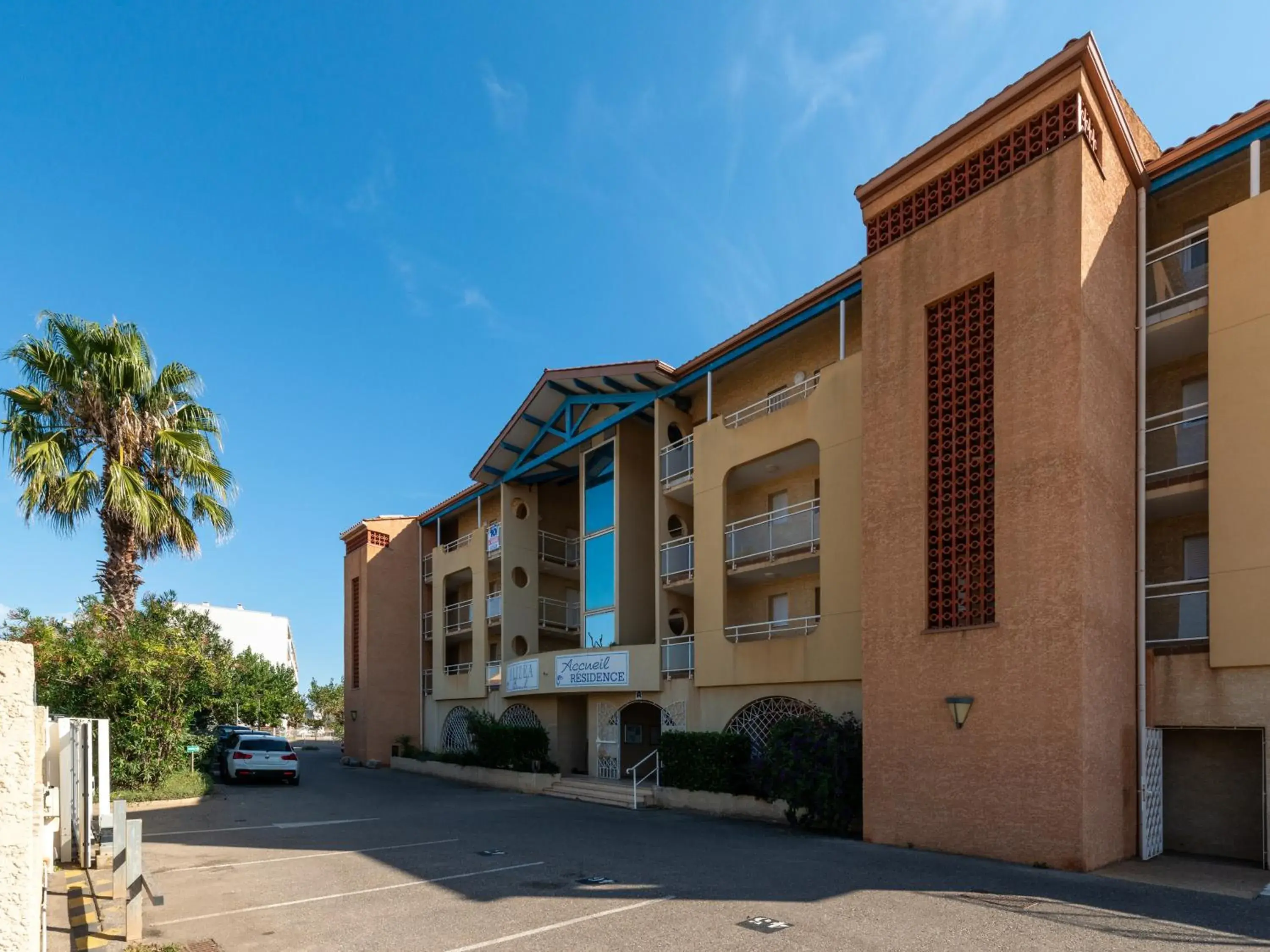 Facade/entrance in Vacancéole - Résidence Alizéa Beach Facade/entrance in Vacancéole - Résidence Alizéa Beach