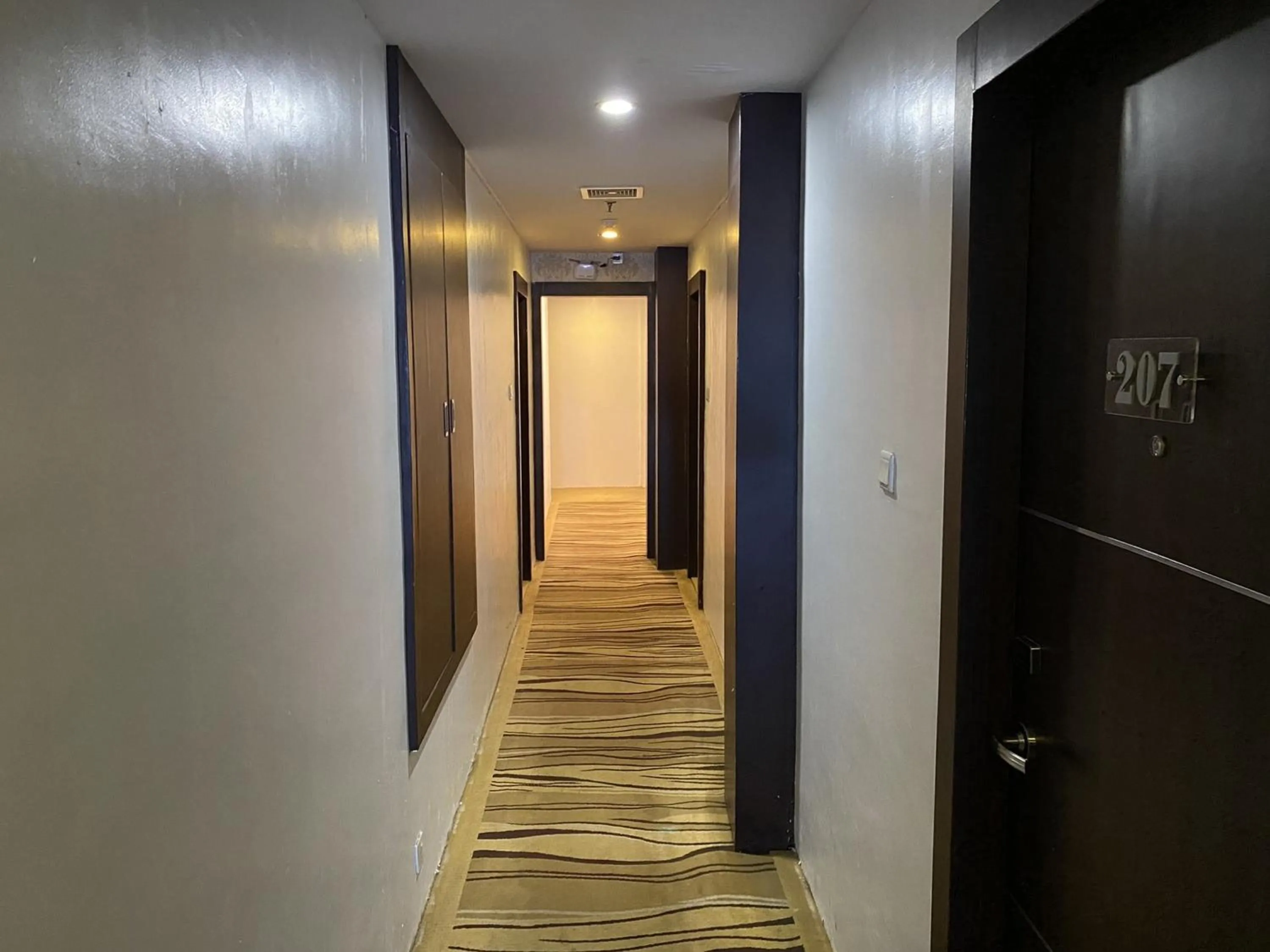 Property building in Lucky Star Hotel Near Harbour Bay Batam
