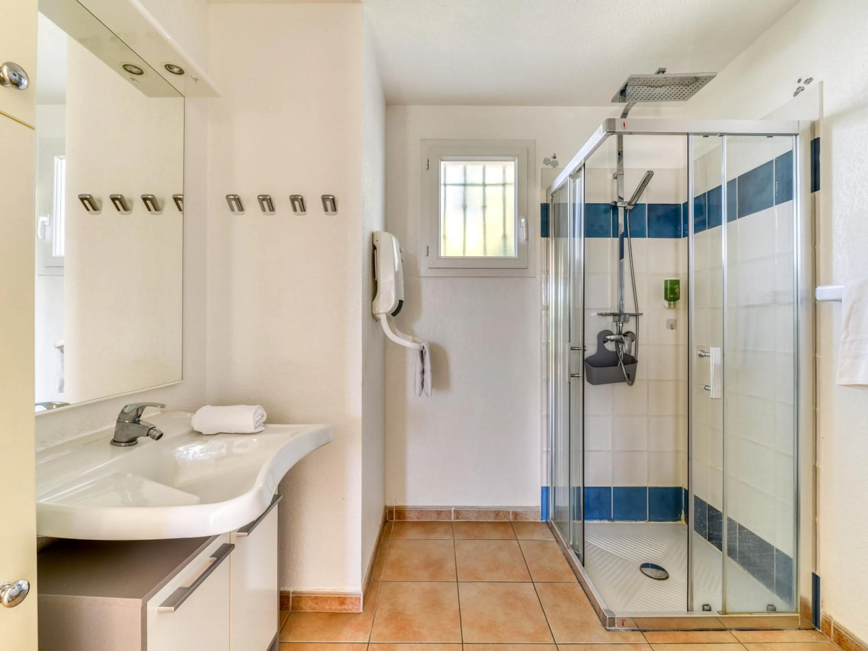 Bathroom in Vacancéole - Port Minervois, Les Hauts du Lac