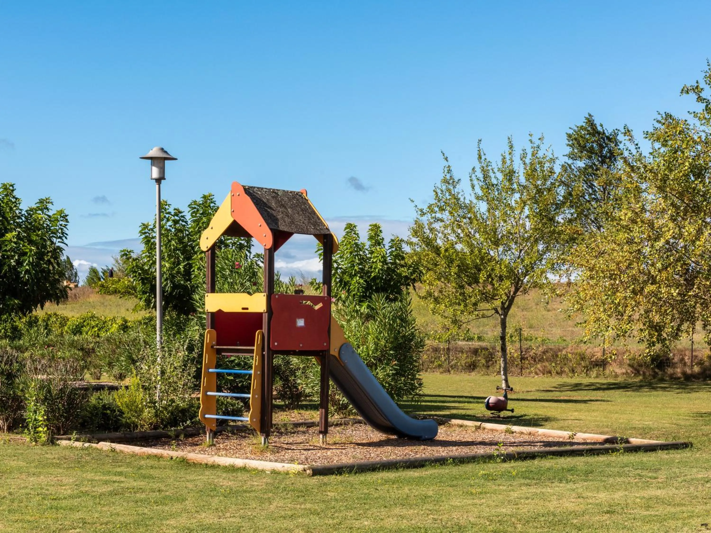 Children play ground in Vacancéole - Port Minervois, Les Hauts du Lac
