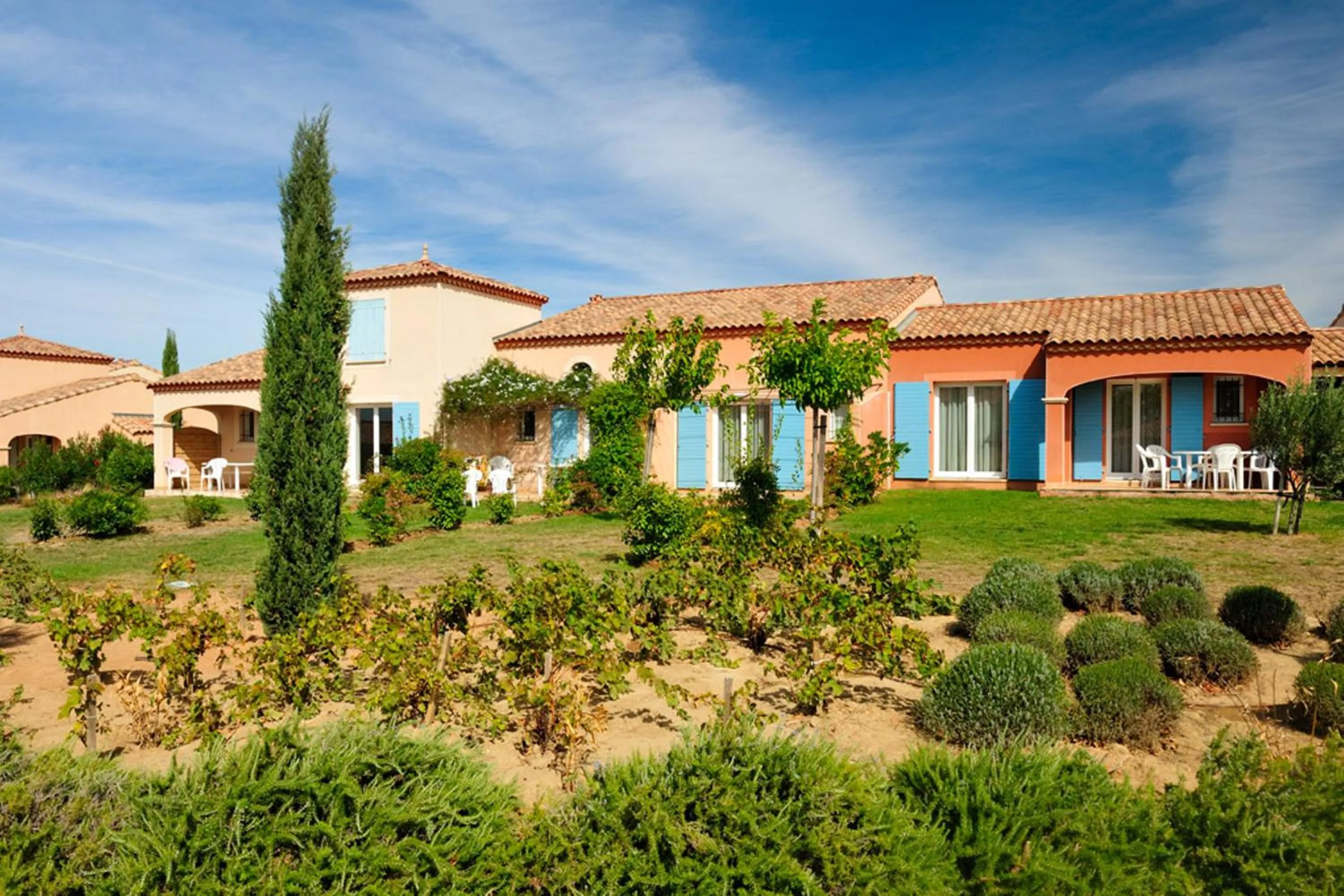 Garden view in Vacancéole - Port Minervois, Les Hauts du Lac