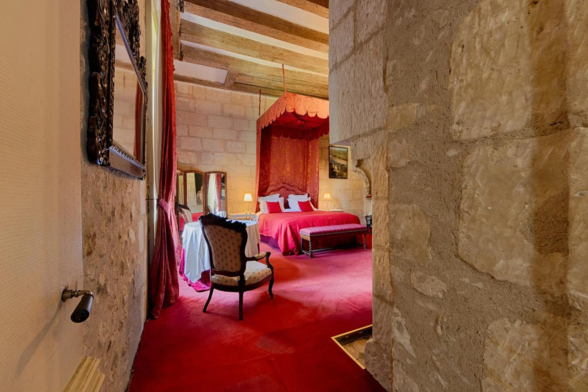 Photo of the whole room, Bed in Château De La Bourdaisière