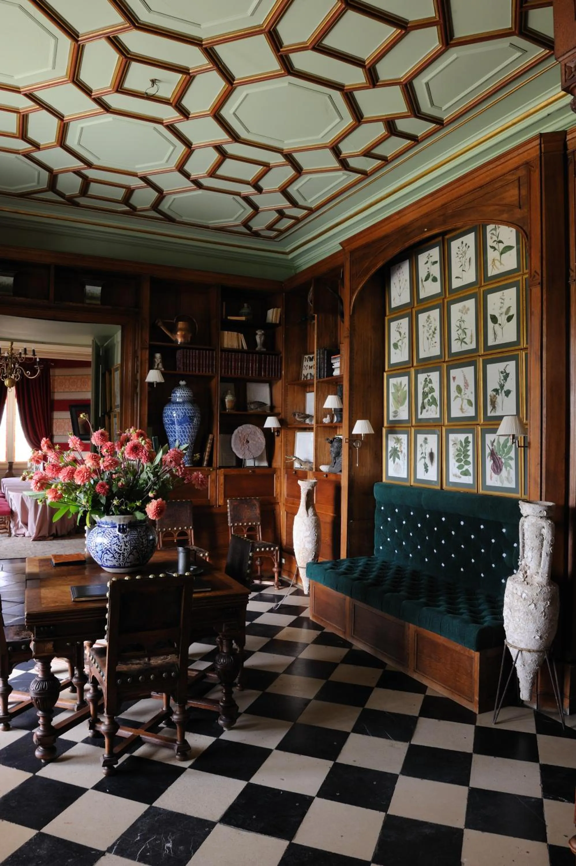 Library in Château De La Bourdaisière
