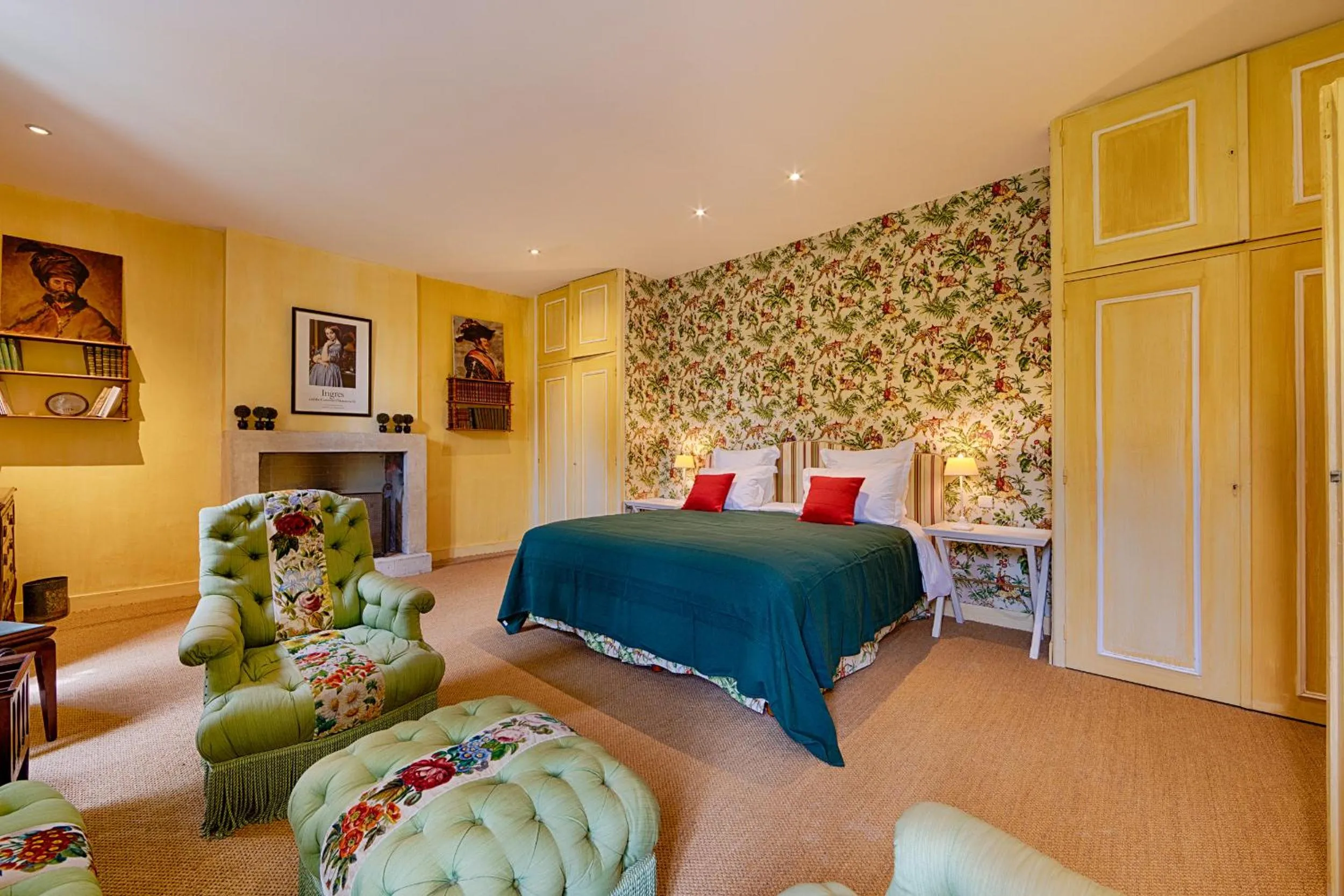 Photo of the whole room, Bed in Château De La Bourdaisière