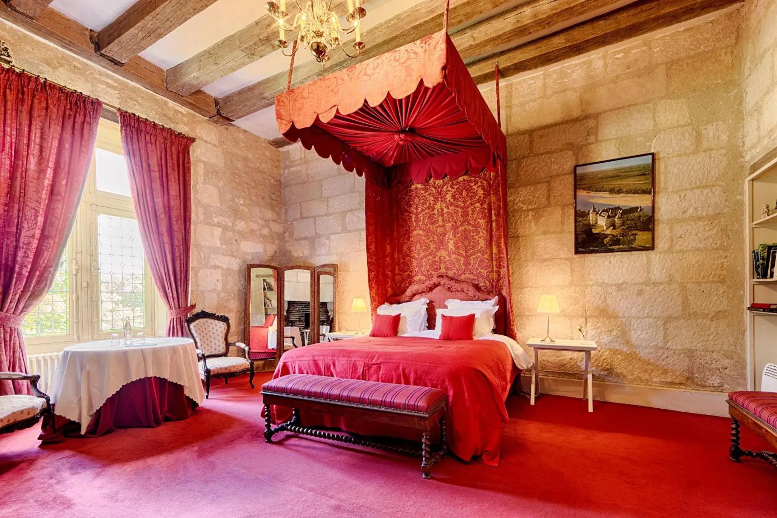 Deluxe Double Room in Château De La Bourdaisière Deluxe Double Room in Château De La Bourdaisière