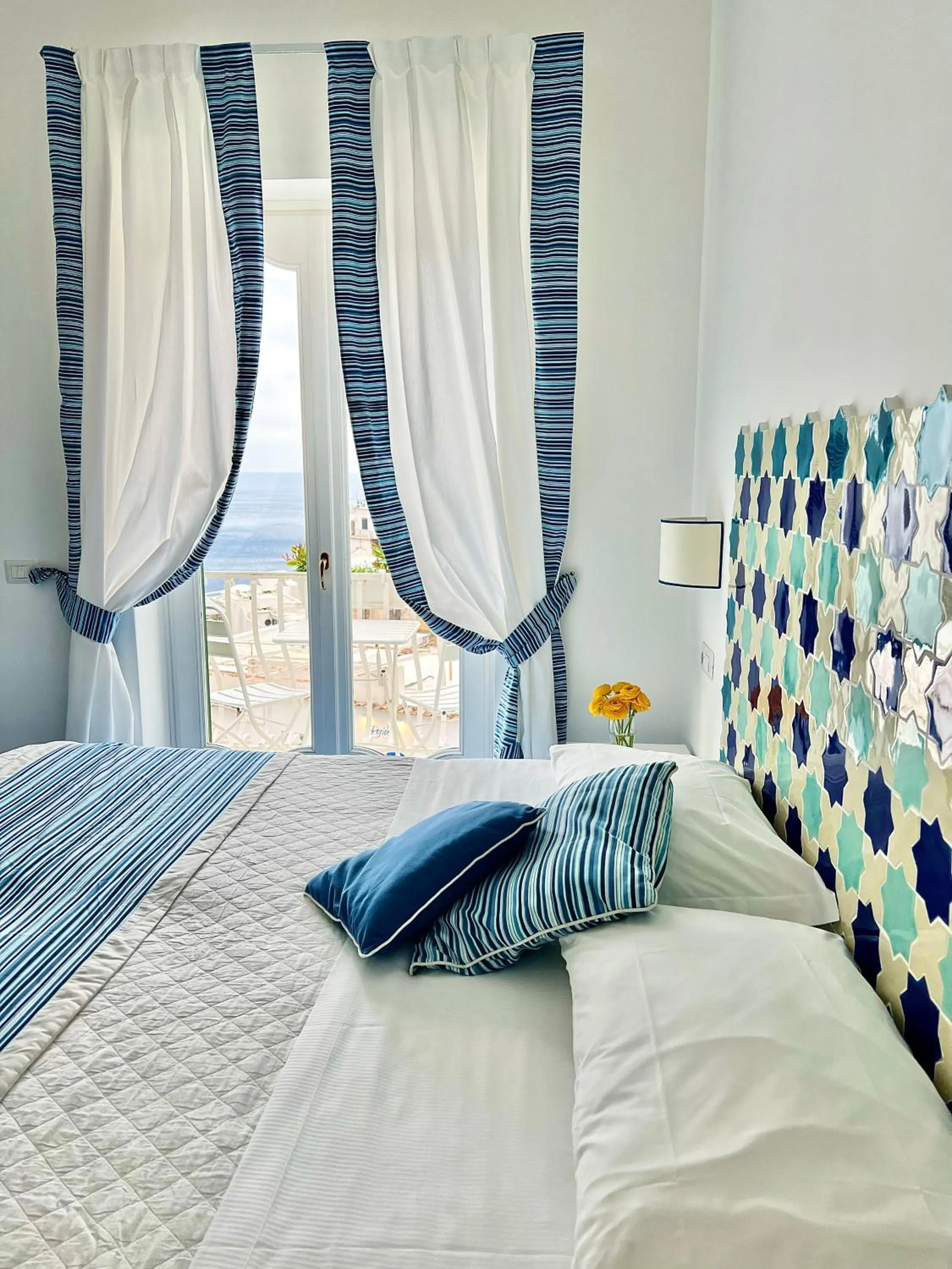 Decorative detail, Bed in Hotel Villa Delle Palme in Positano