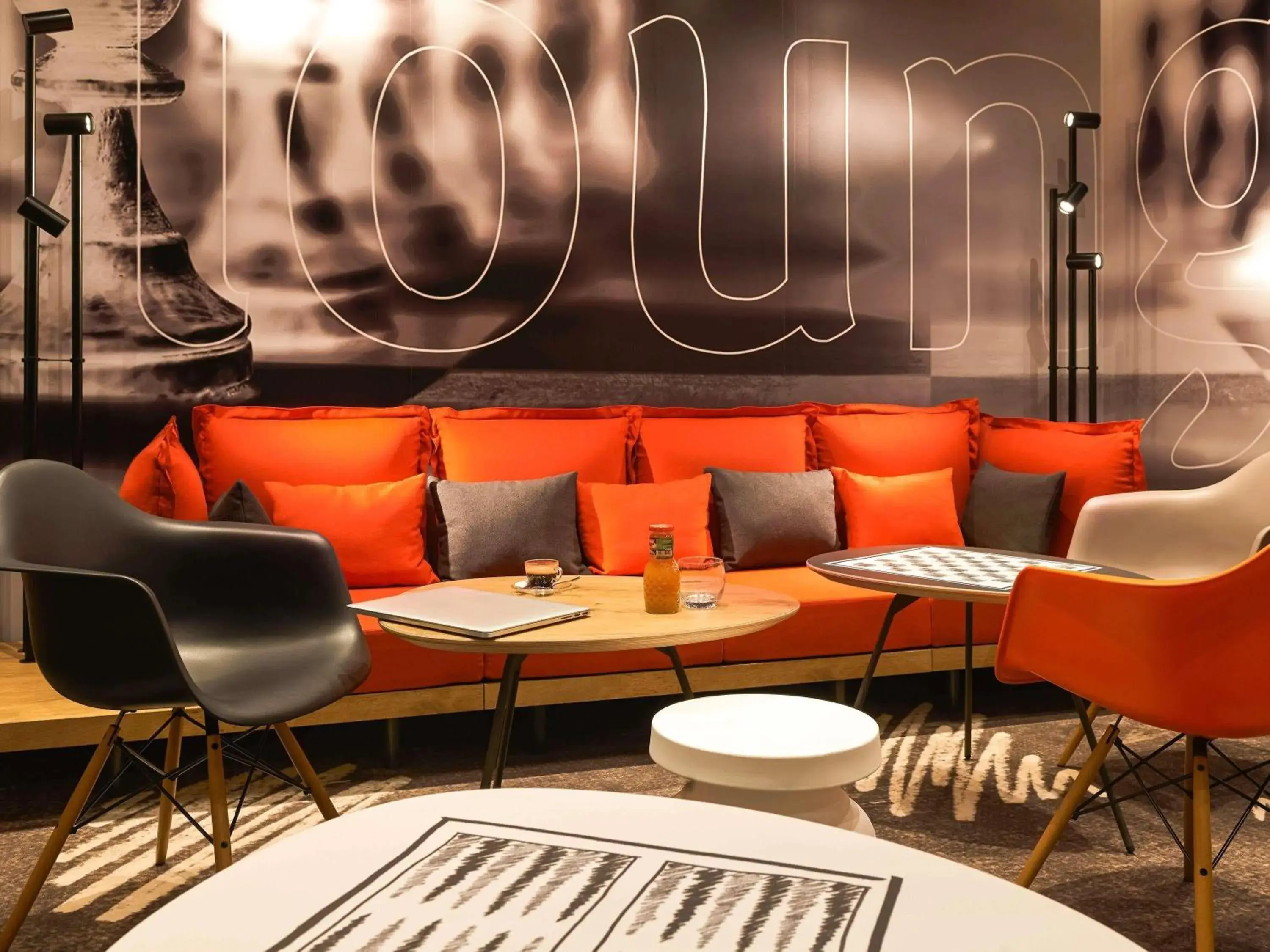 Lounge or bar in ibis Nancy Centre Gare et Congres Lounge or bar in ibis Nancy Centre Gare et Congres