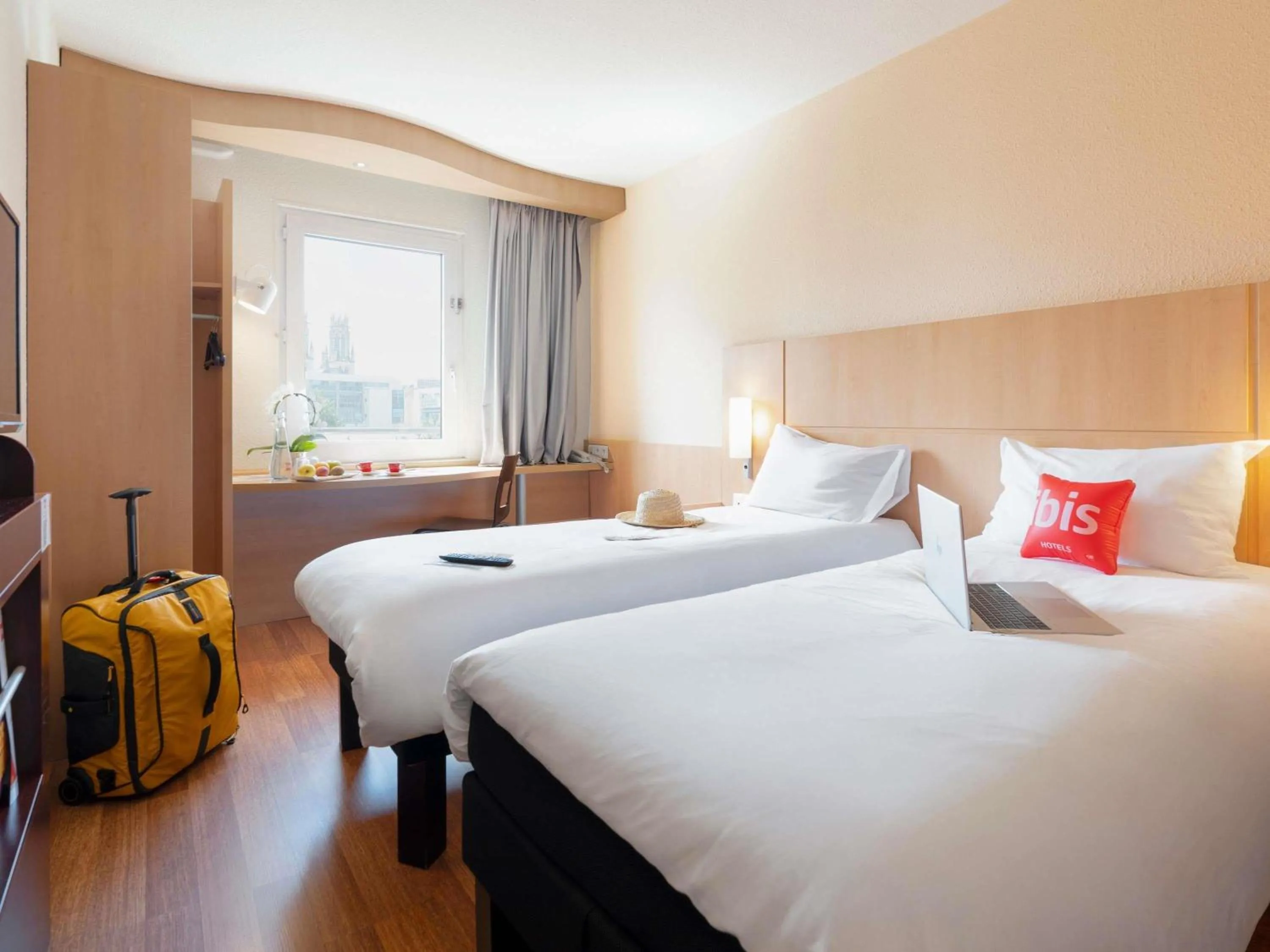 Bedroom, Bed in ibis Nancy Centre Gare et Congres