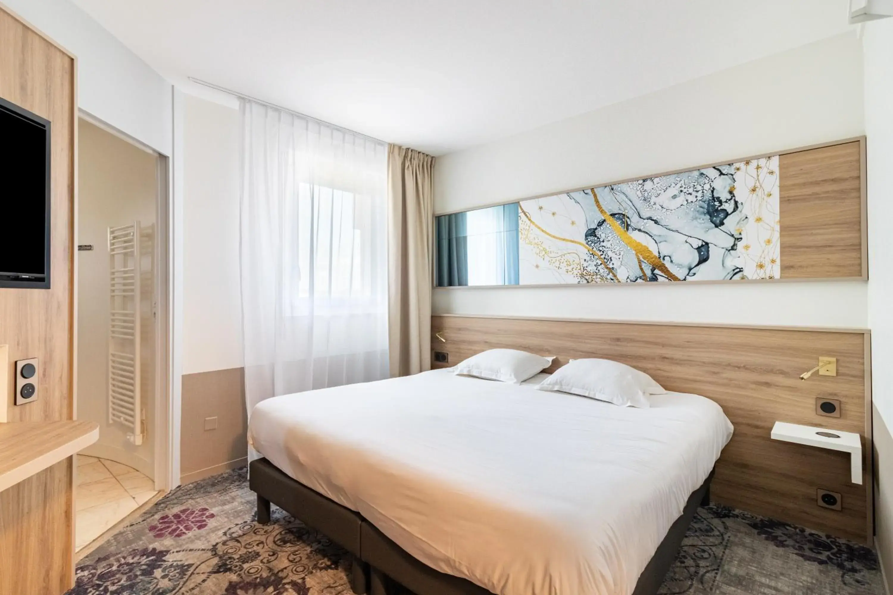 Superior Double Room in Brit Hotel Angers Parc Expo - L'Acropole Superior Double Room in Brit Hotel Angers Parc Expo - L'Acropole