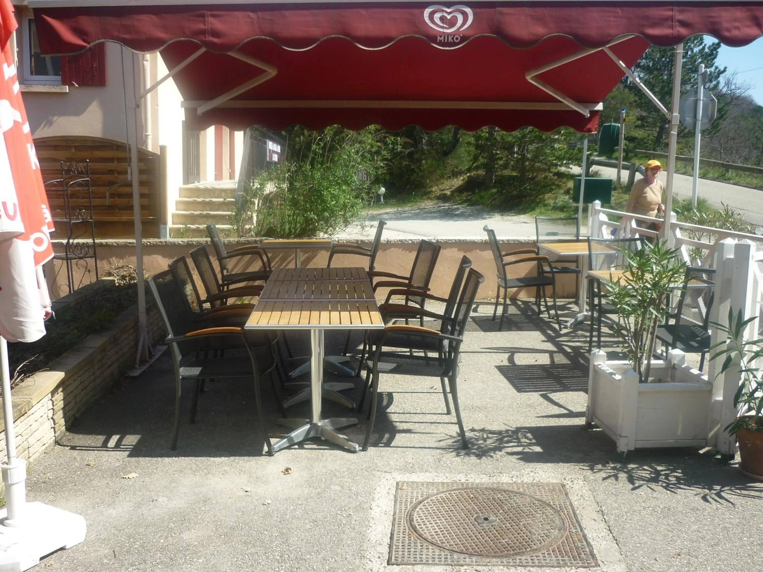 Restaurant/places to eat in Logis Hotel Le Relais du Serre