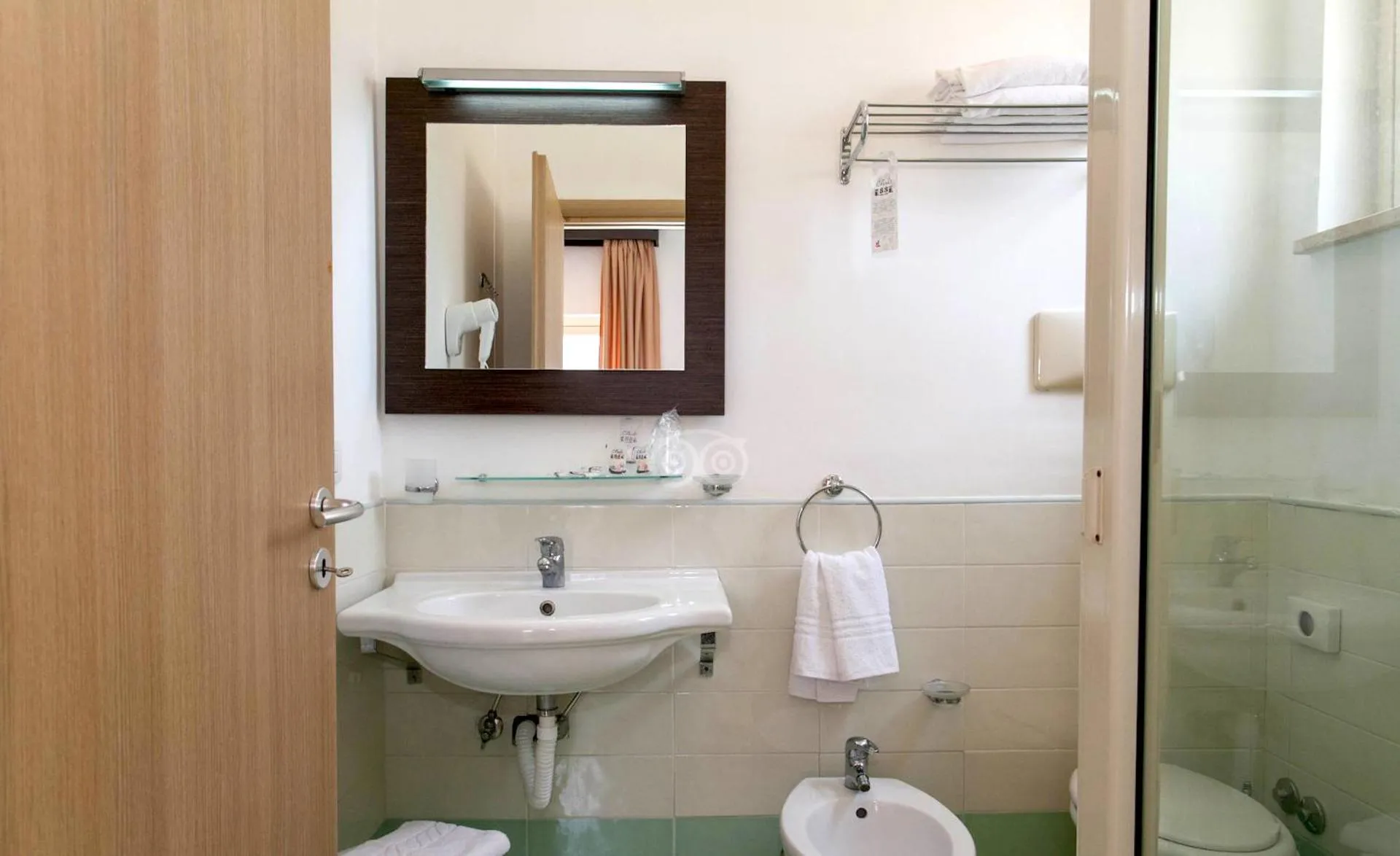 Bathroom in Club Esse Sunbeach