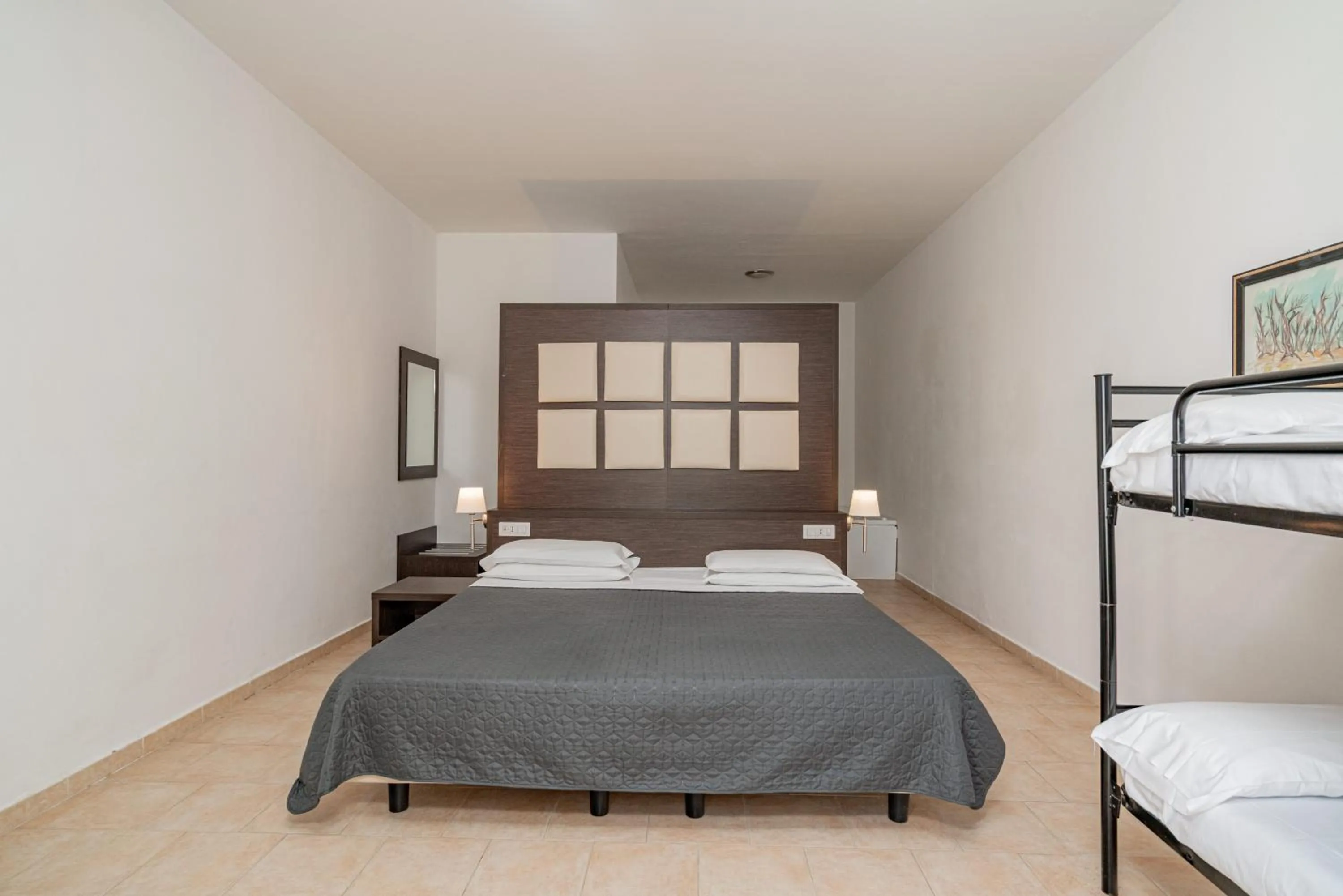 Bedroom, Bed in Club Esse Sunbeach