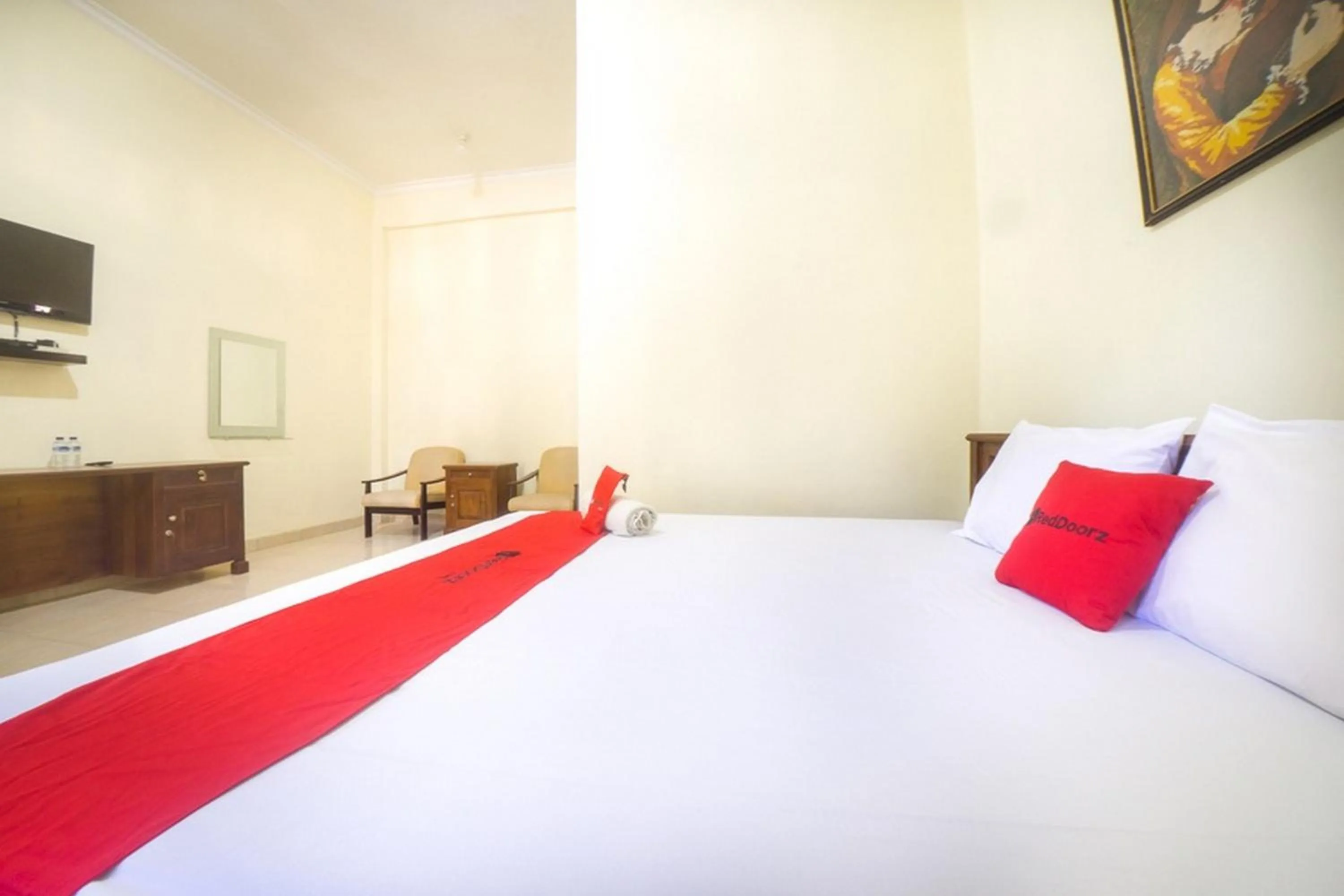 Bedroom, Bed in RedDoorz near Nusa Cendana University