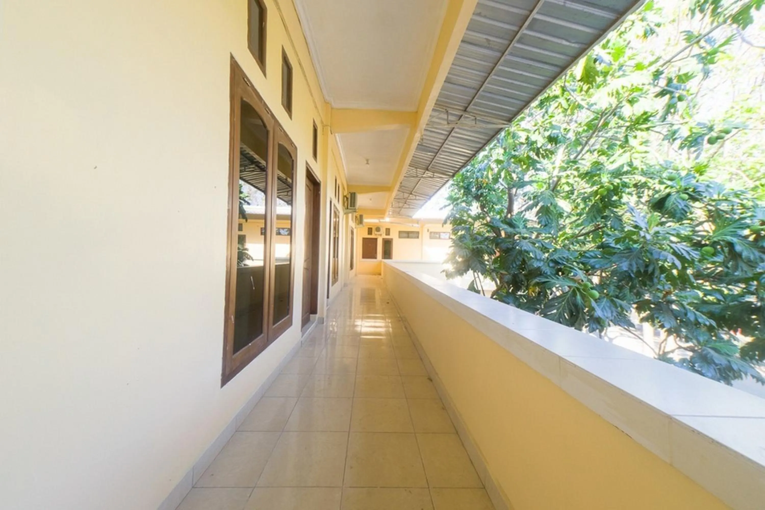 Balcony/Terrace in RedDoorz near Nusa Cendana University