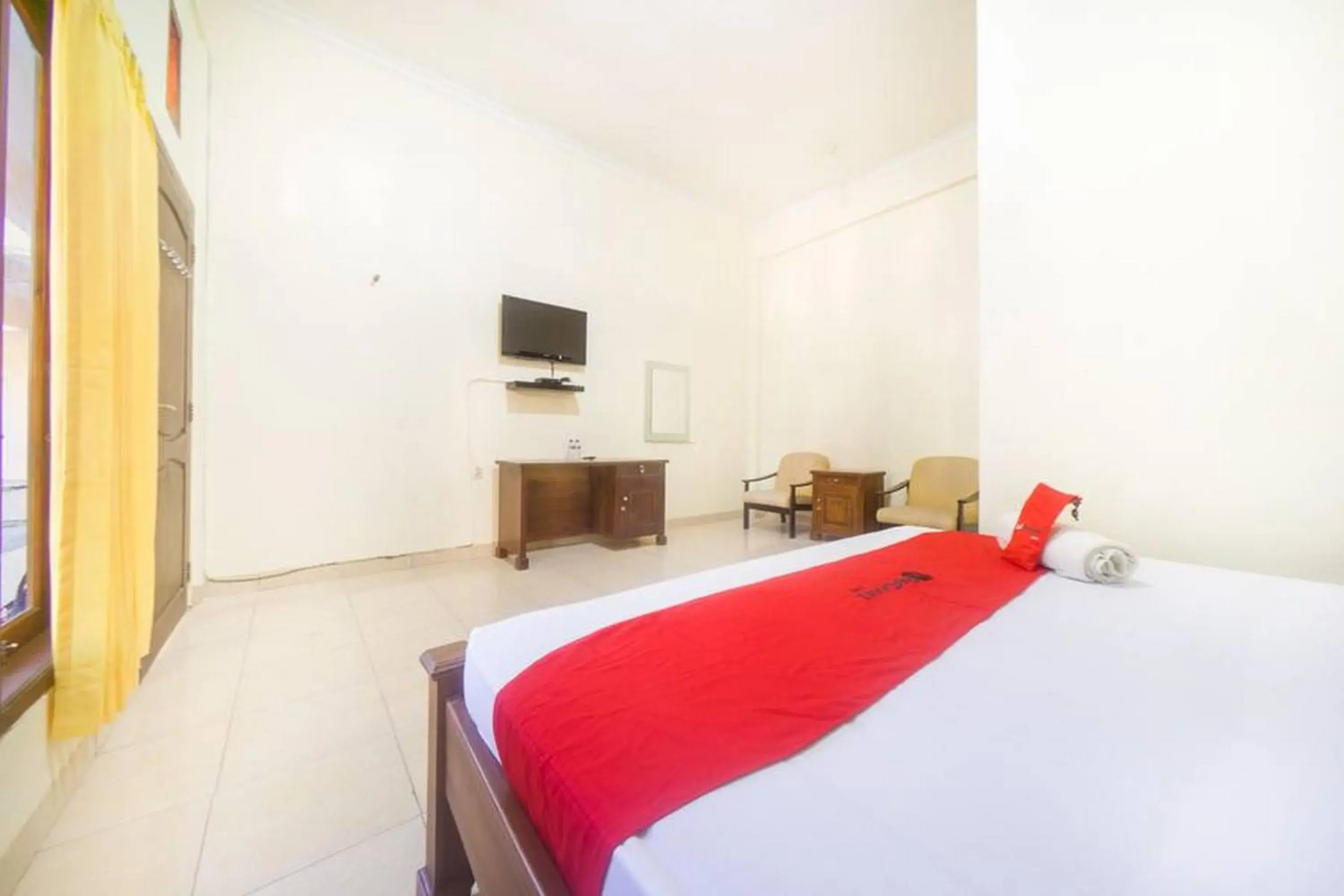 Bedroom, Bed in RedDoorz near Nusa Cendana University Bedroom, Bed in RedDoorz near Nusa Cendana University