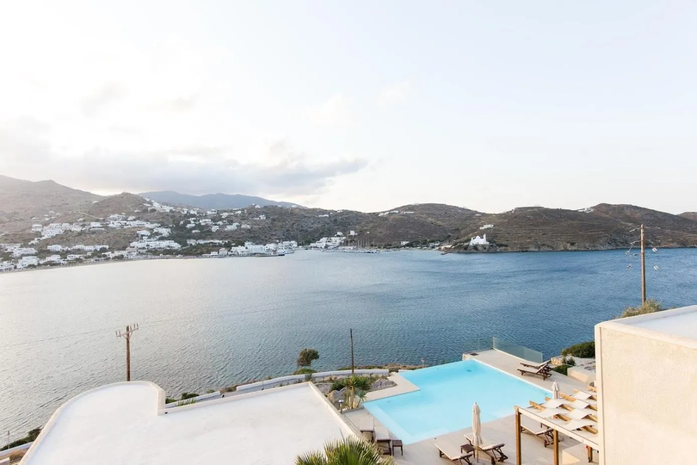 Pool view in Seabreeze Hotel Ios