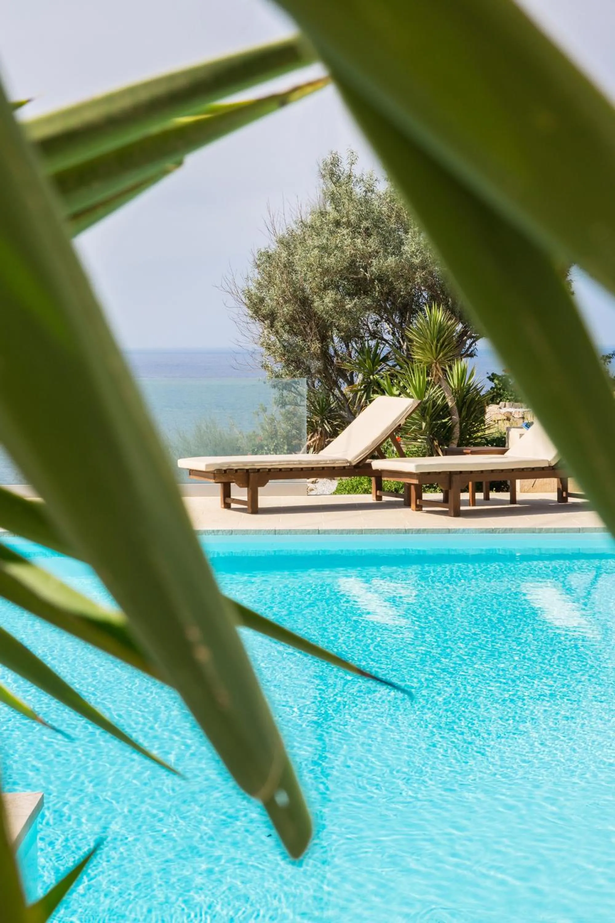 Swimming pool in Seabreeze Hotel Ios