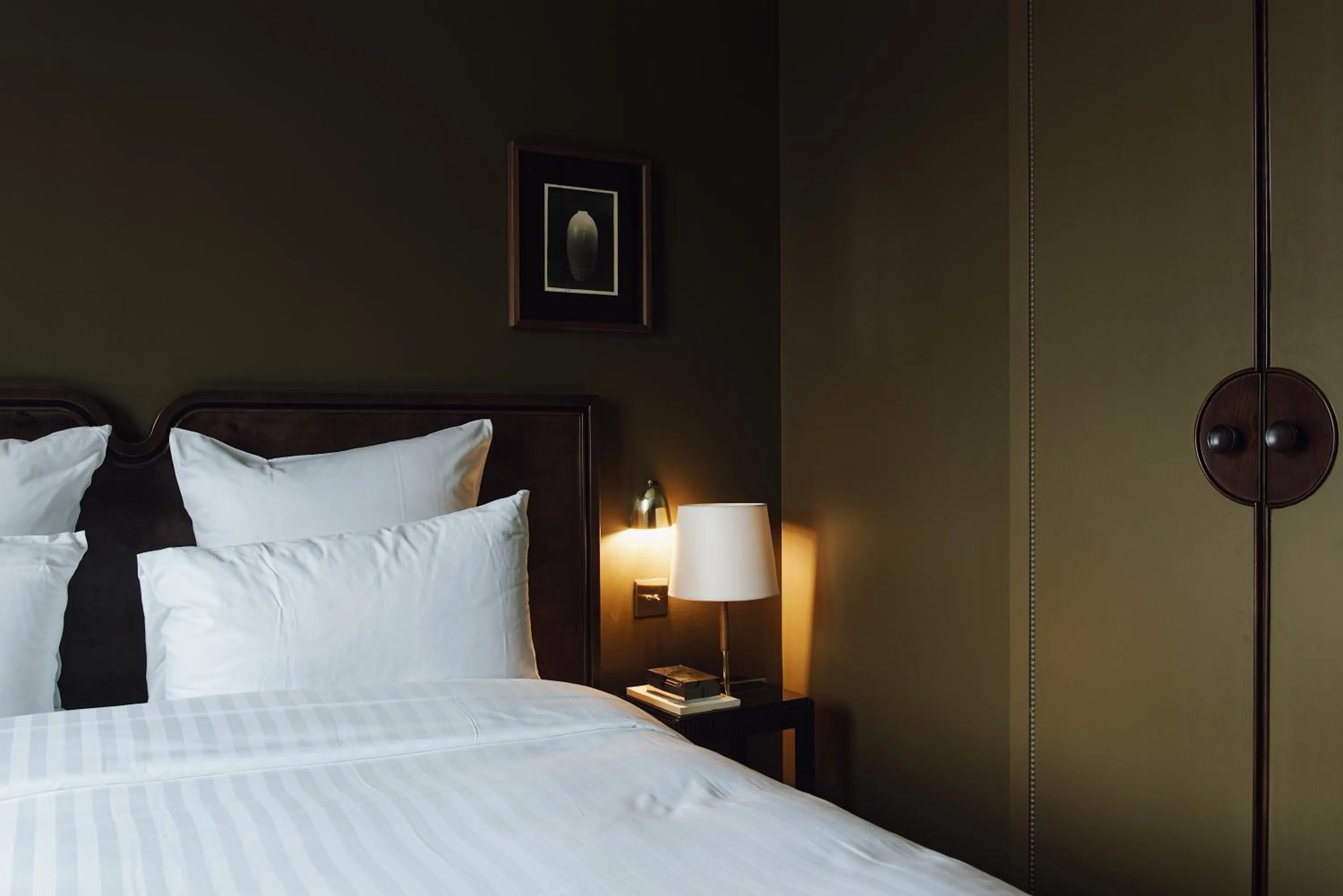 Bed in Hotel Rochechouart, a Member of Design Hotels