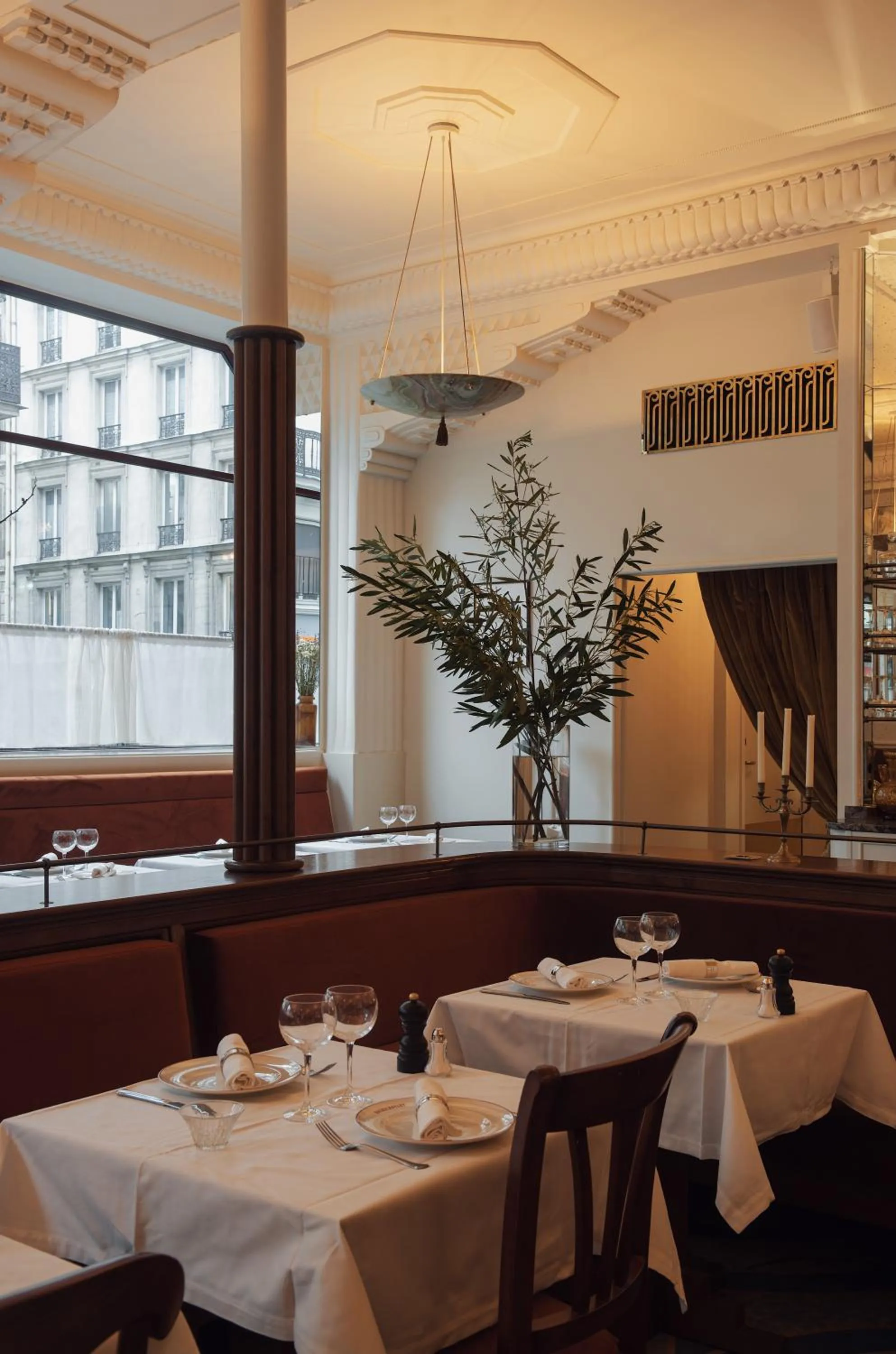 Restaurant/places to eat in Hotel Rochechouart, a Member of Design Hotels