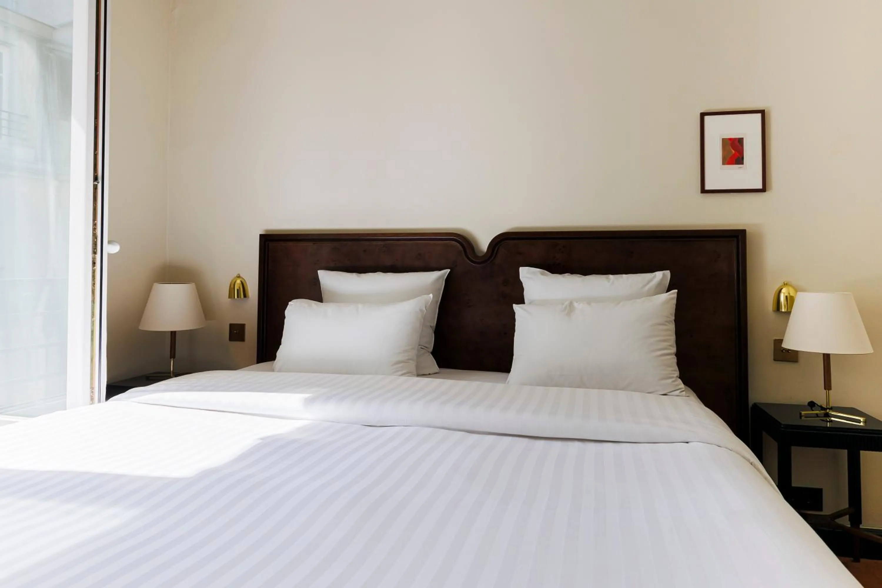 Bedroom, Bed in Hotel Rochechouart, a Member of Design Hotels