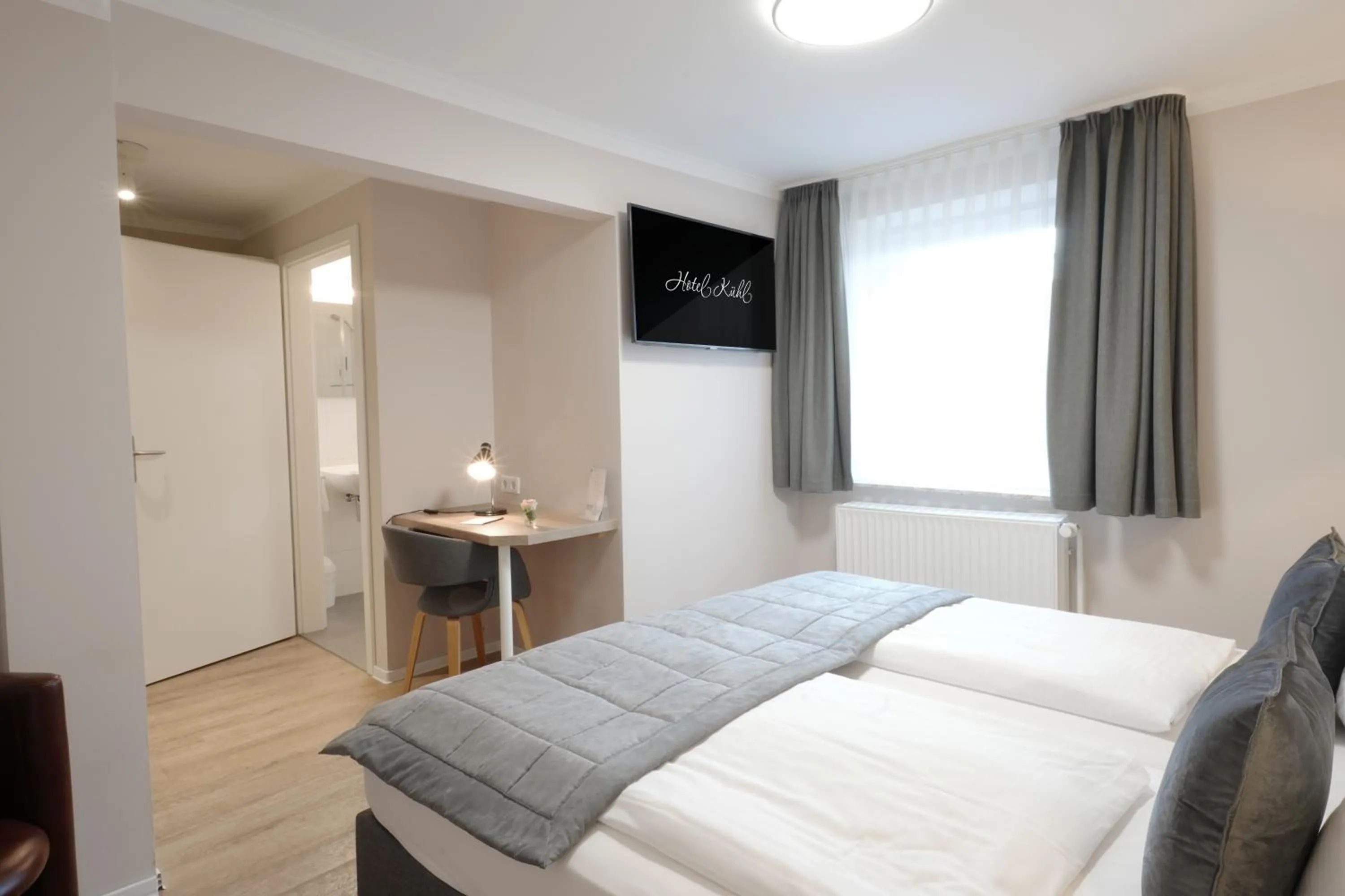 Photo of the whole room, Bed in Hotel Kühl