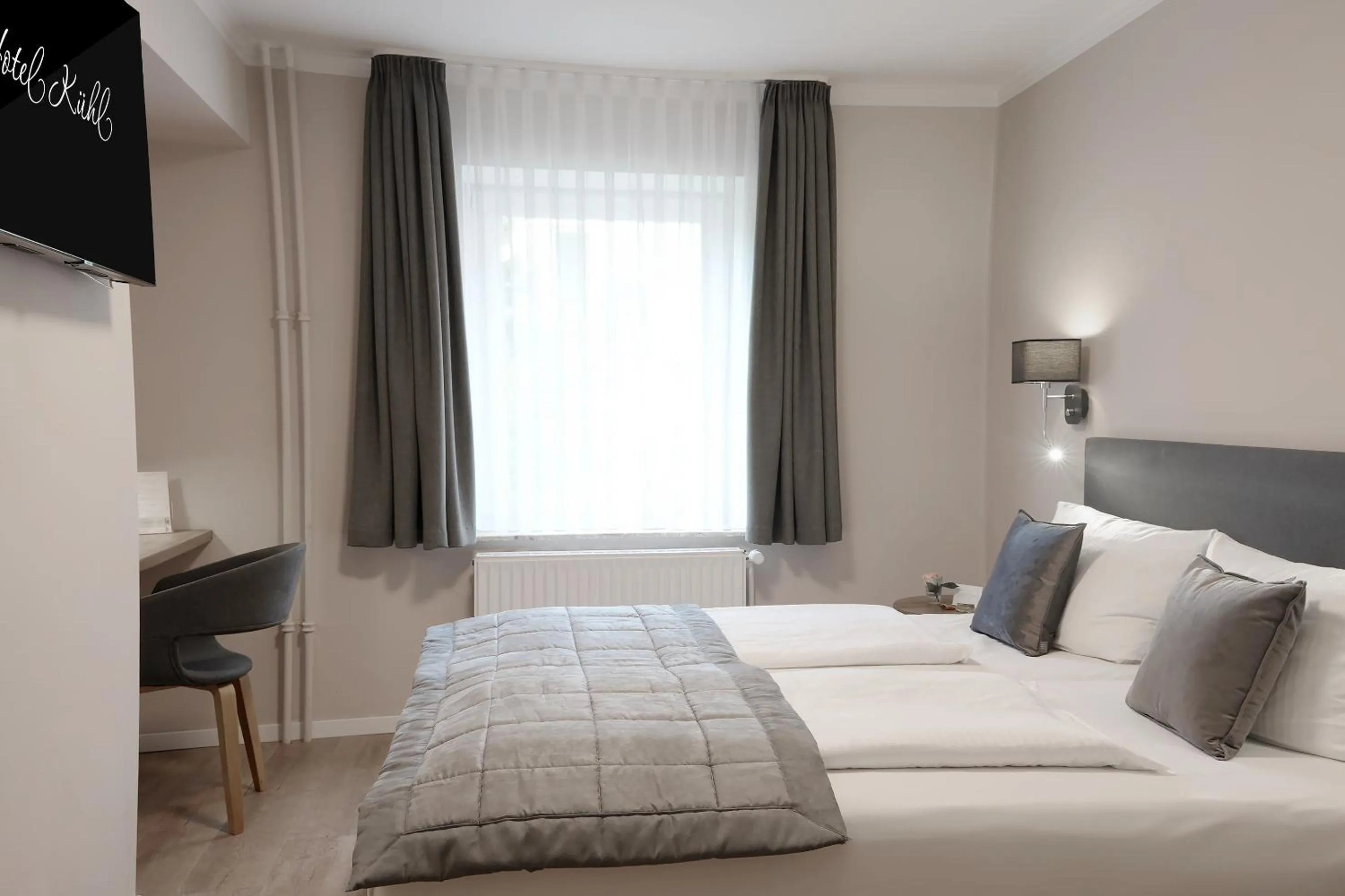 Photo of the whole room, Bed in Hotel Kühl