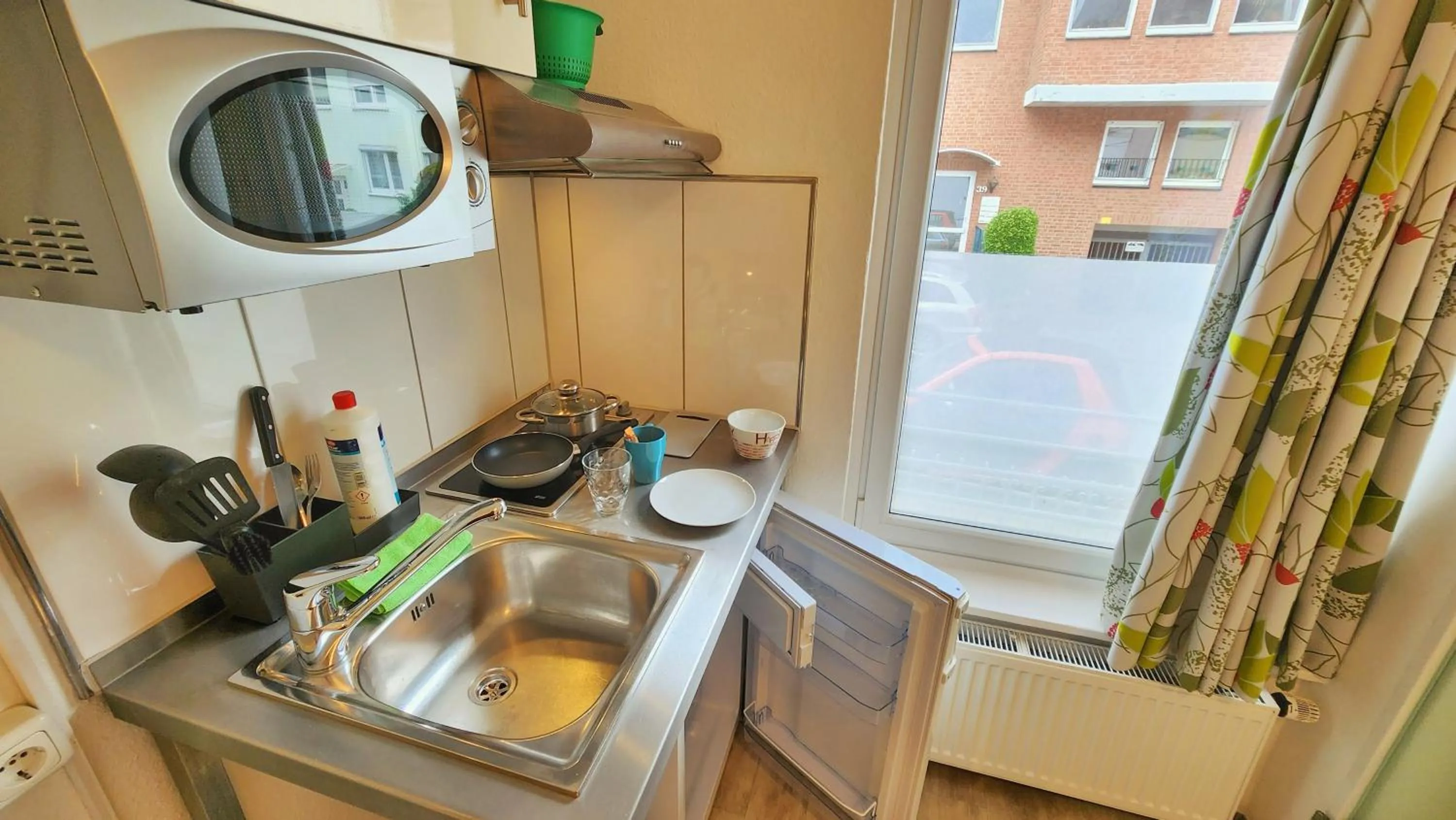 Kitchen or kitchenette in Aparthotel B & L