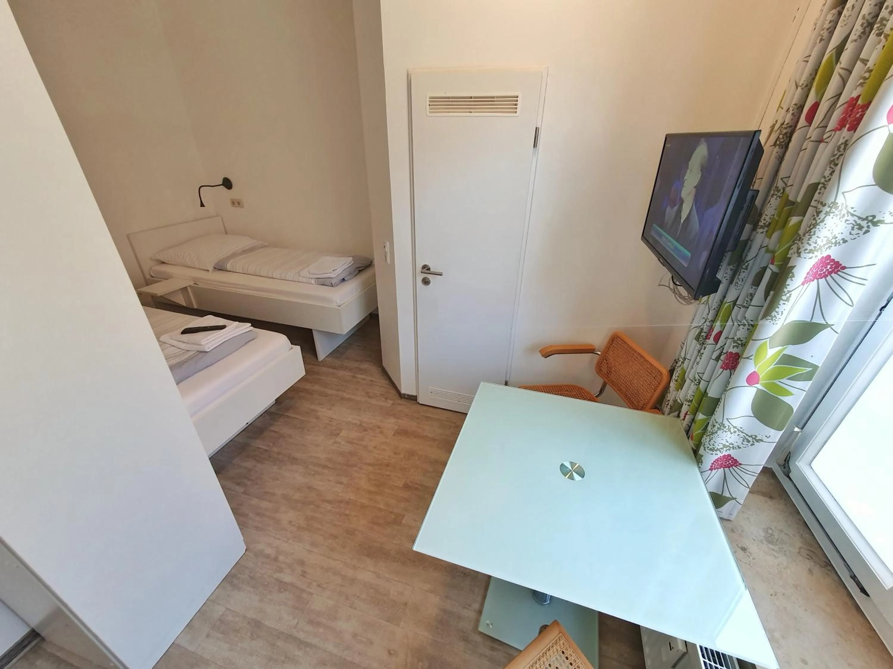 Bed in Aparthotel B & L