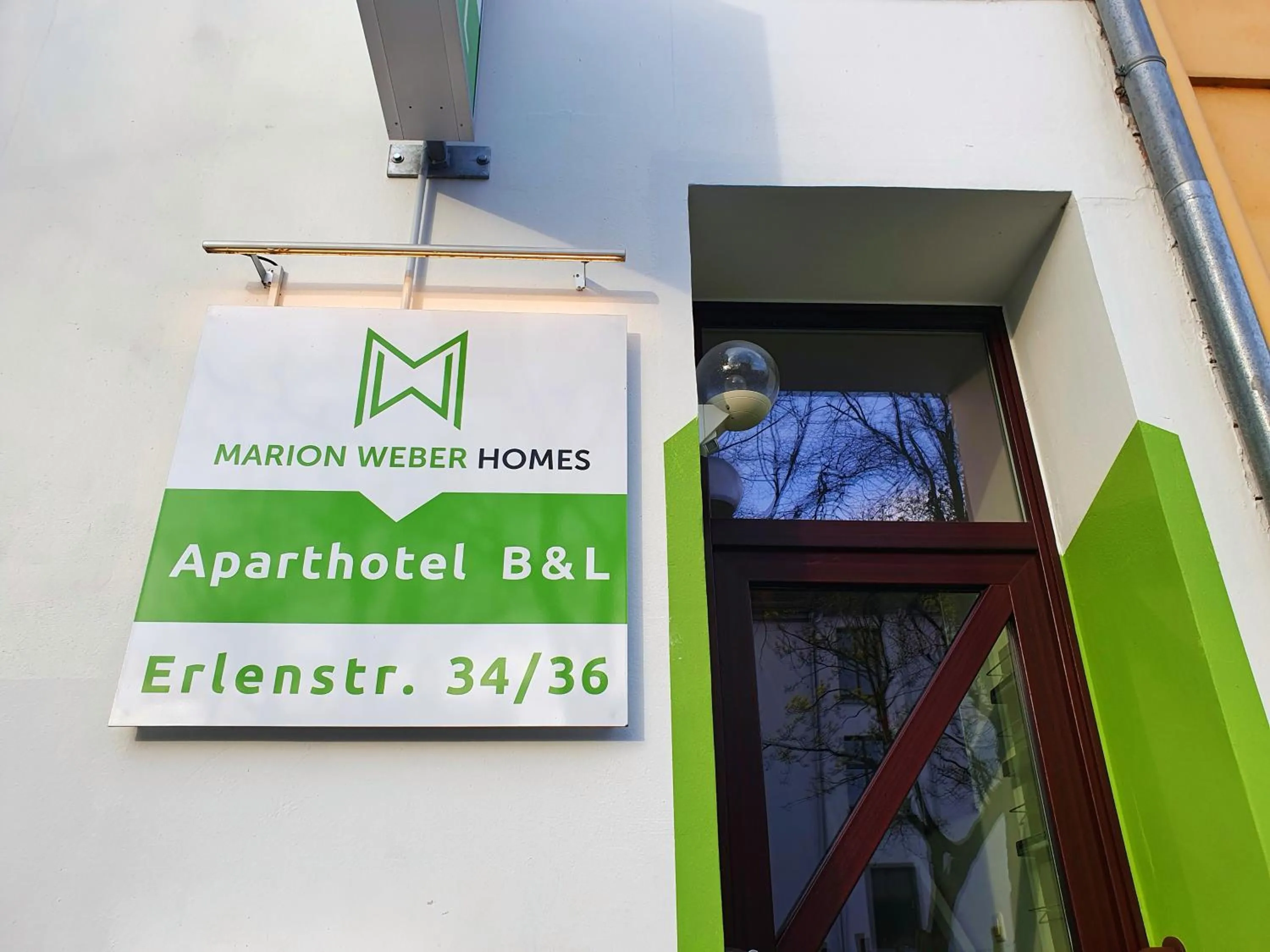 Property building in Aparthotel B & L