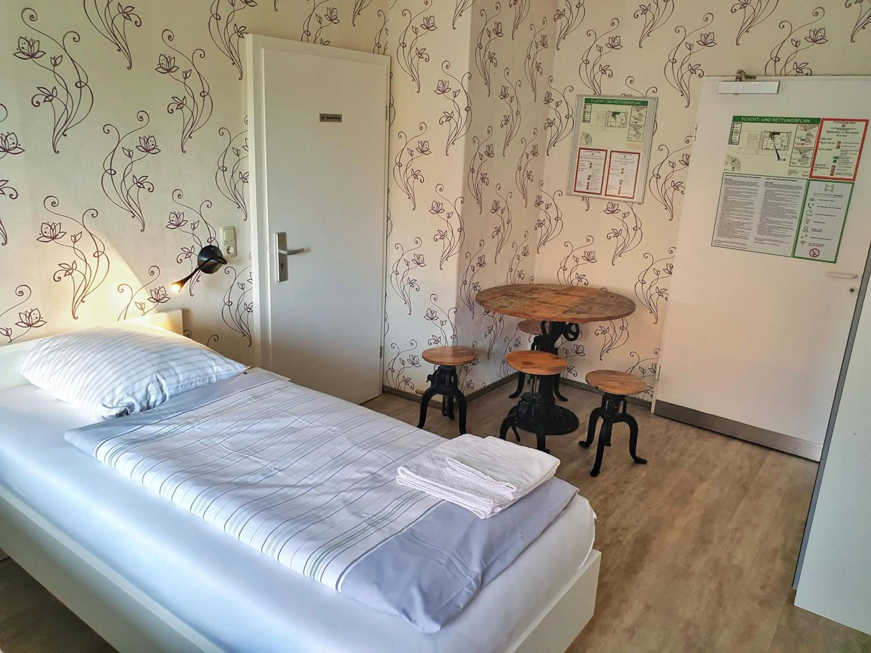 Bed in Aparthotel B & L