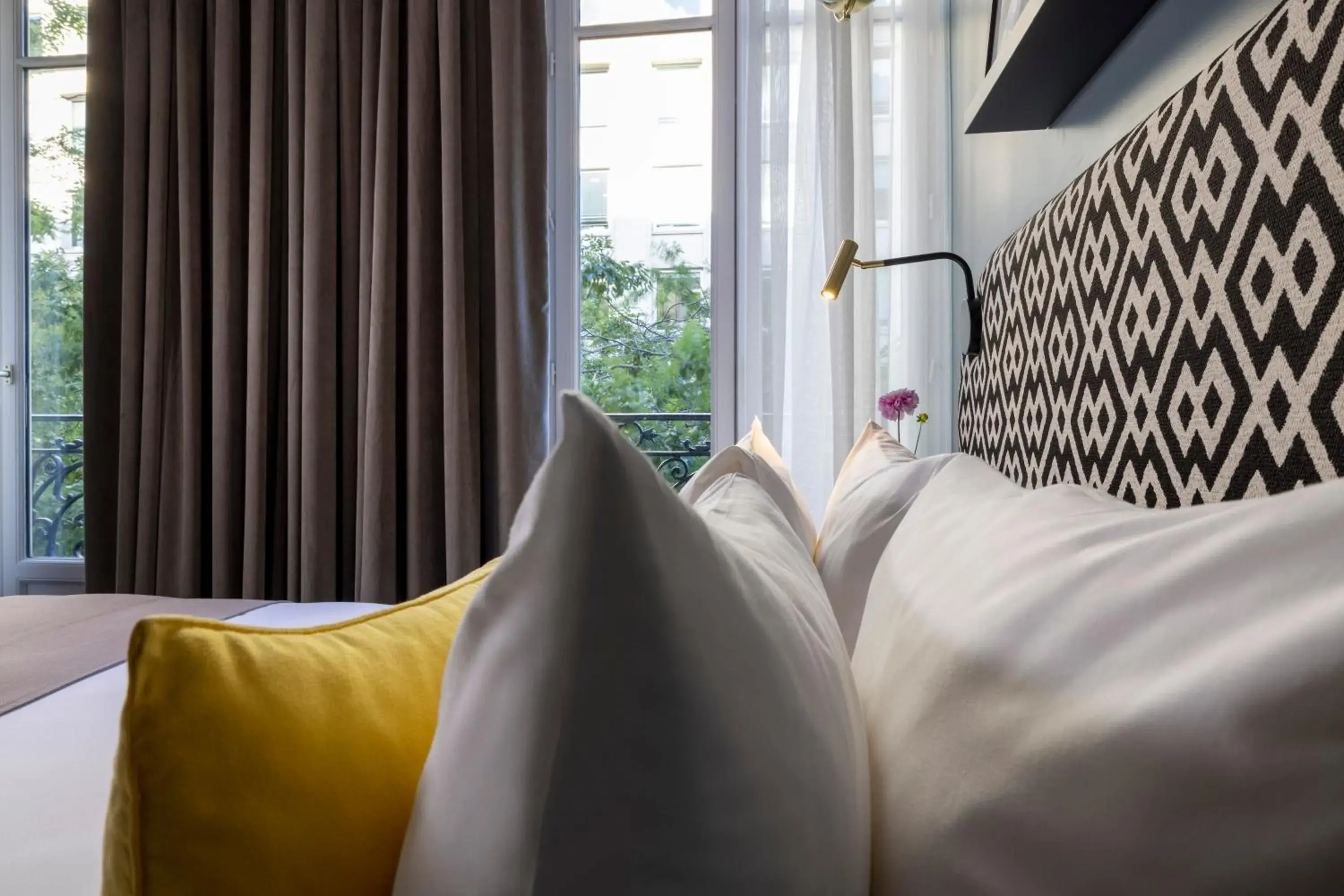 Bedroom, Bed in Hôtel Palais De Chaillot Bedroom, Bed in Hôtel Palais De Chaillot