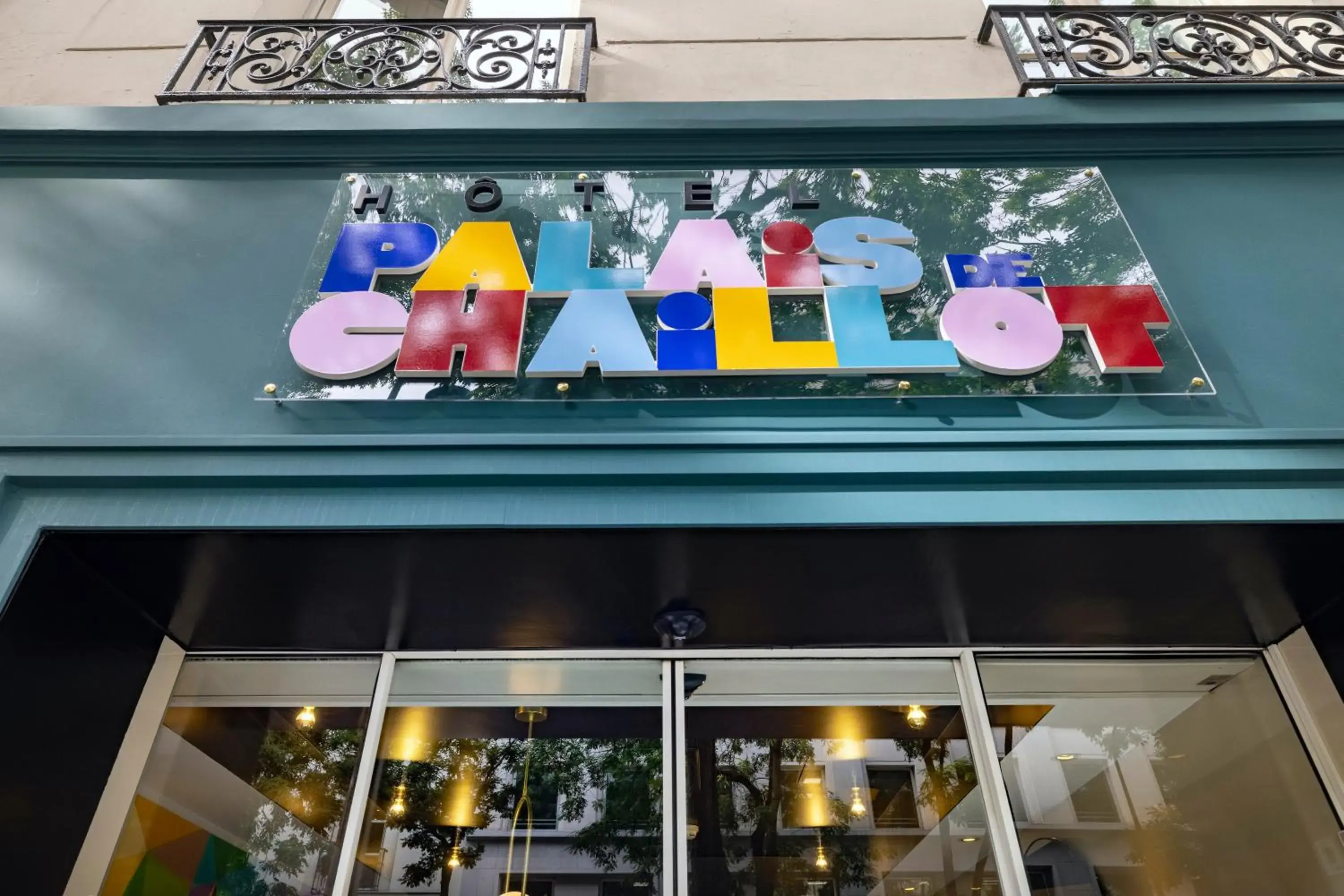 Facade/entrance in Hôtel Palais De Chaillot Facade/entrance in Hôtel Palais De Chaillot