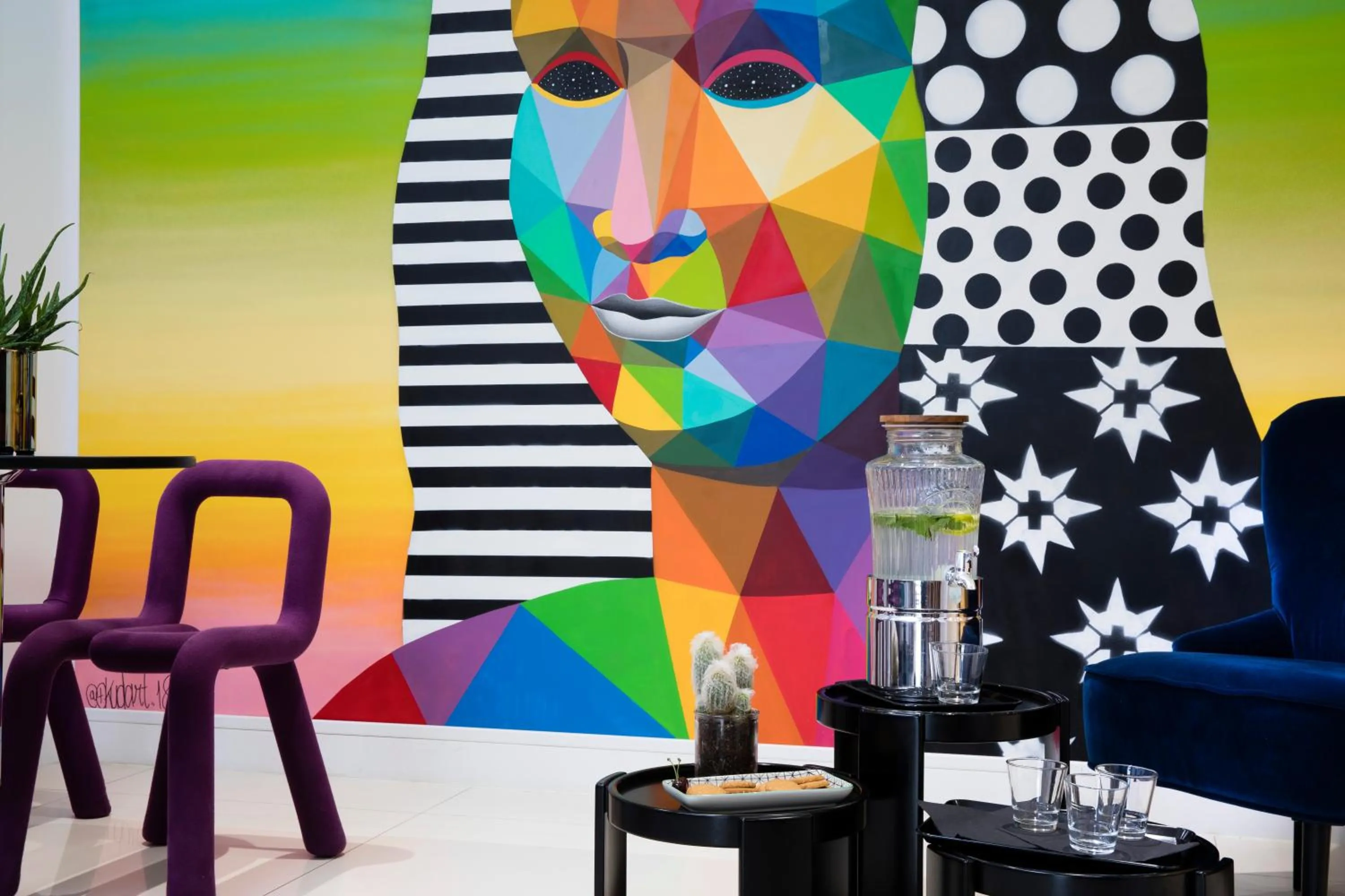 Library in Hôtel Palais De Chaillot