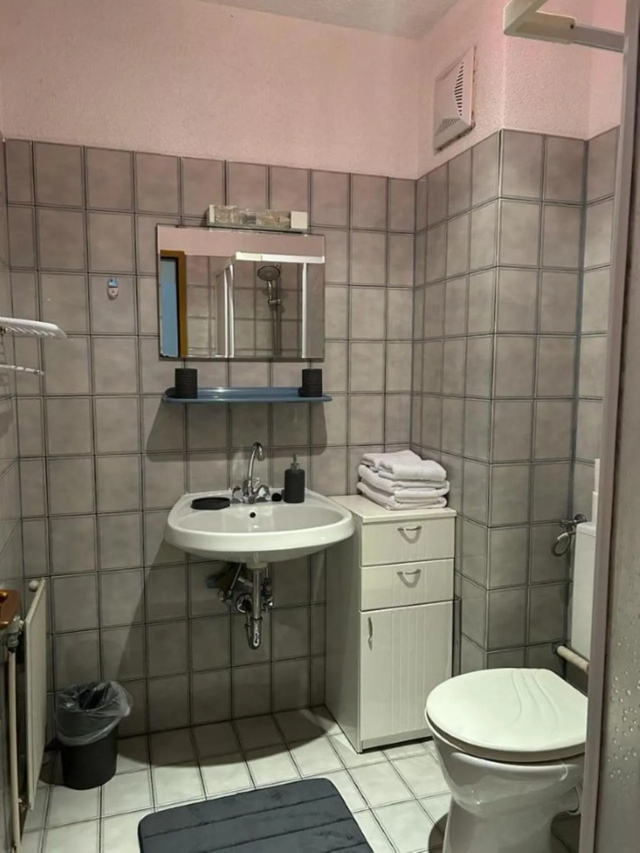 Bathroom in Gästehaus Barbara