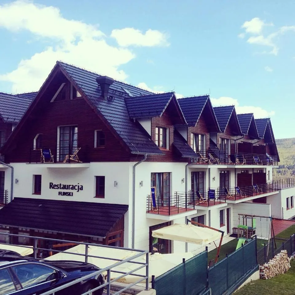 Flinski Sport X SPA, Boutique X Art