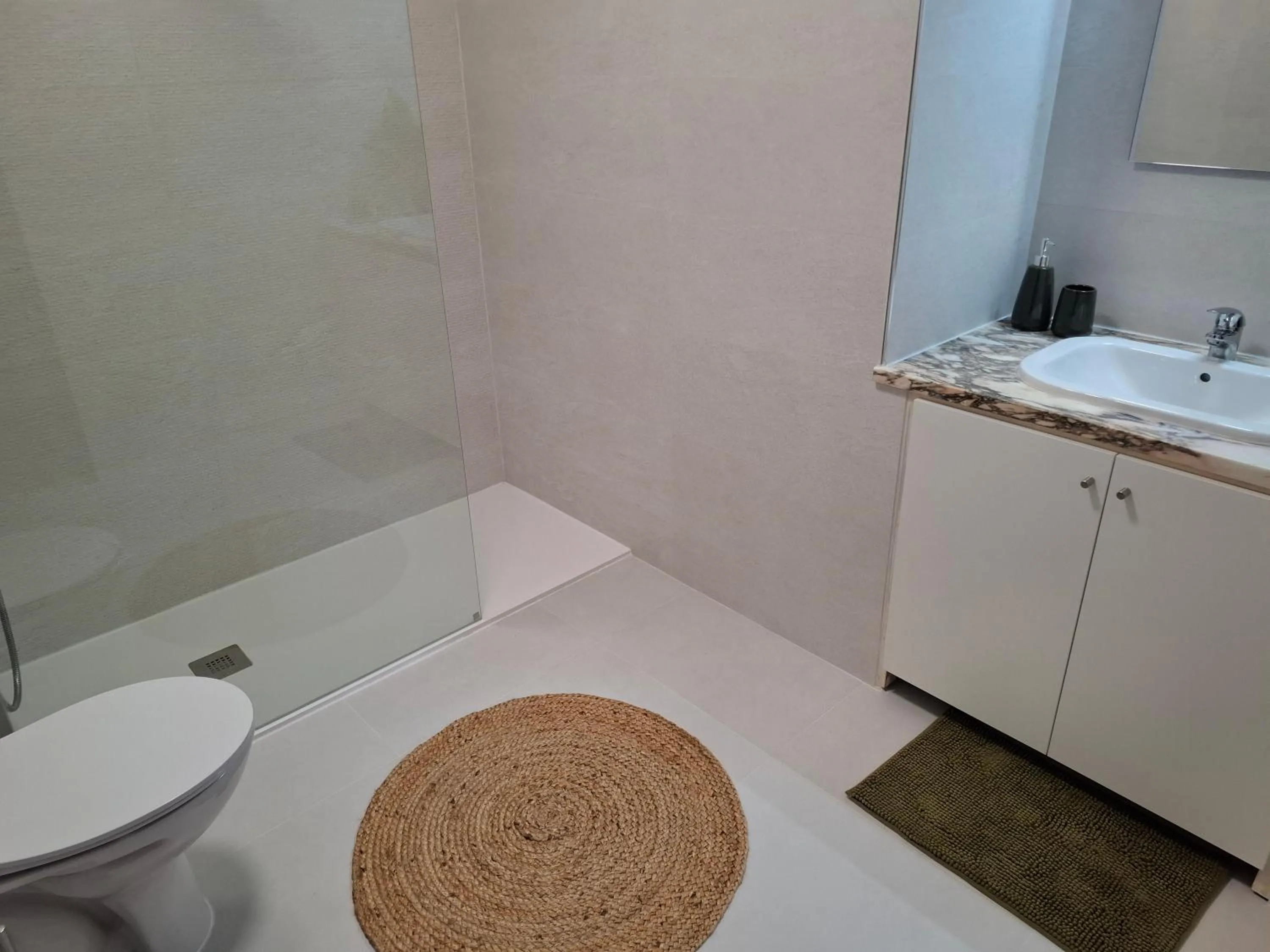 Alltravel Club praia da rocha VI with renovated bathroom