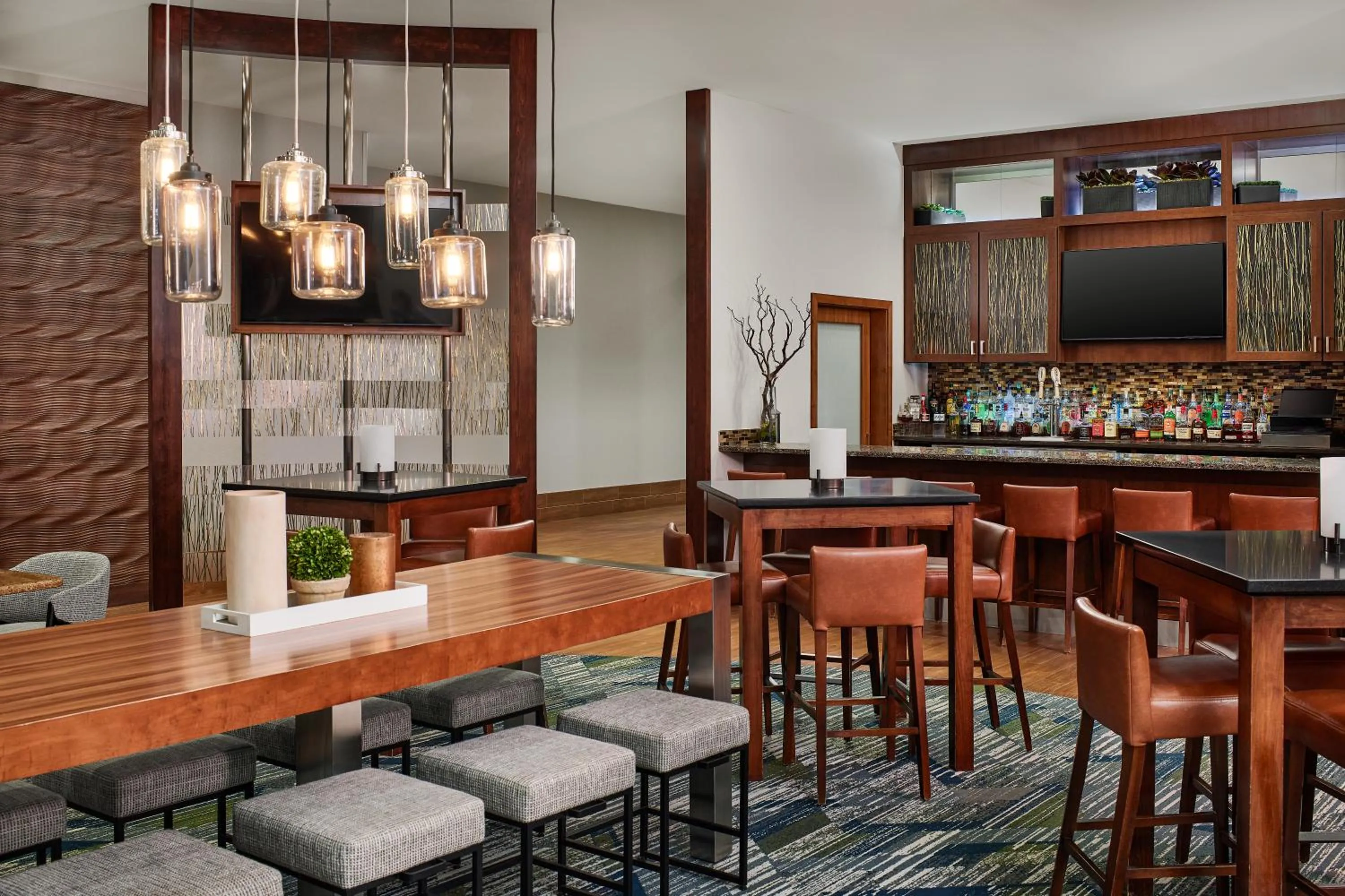 Lounge or bar in SpringHill Suites by Marriott Deadwood