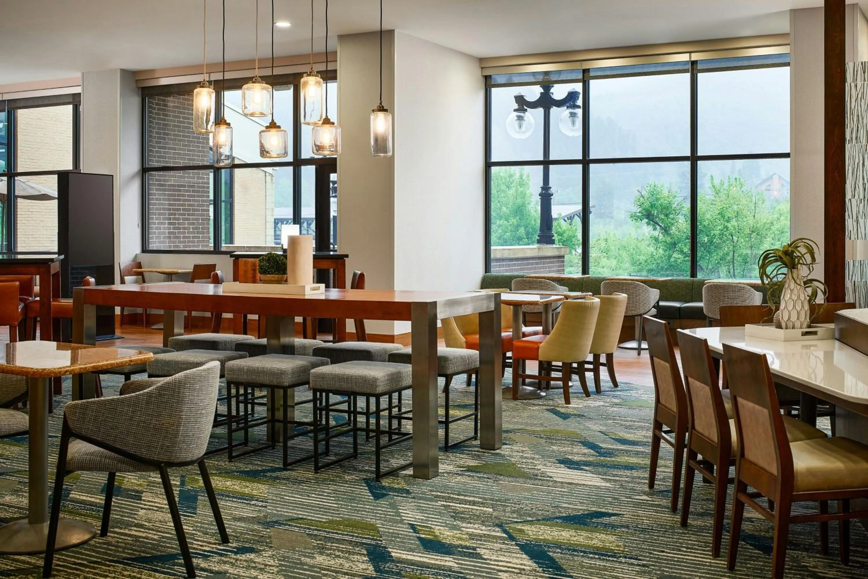 Breakfast in SpringHill Suites by Marriott Deadwood