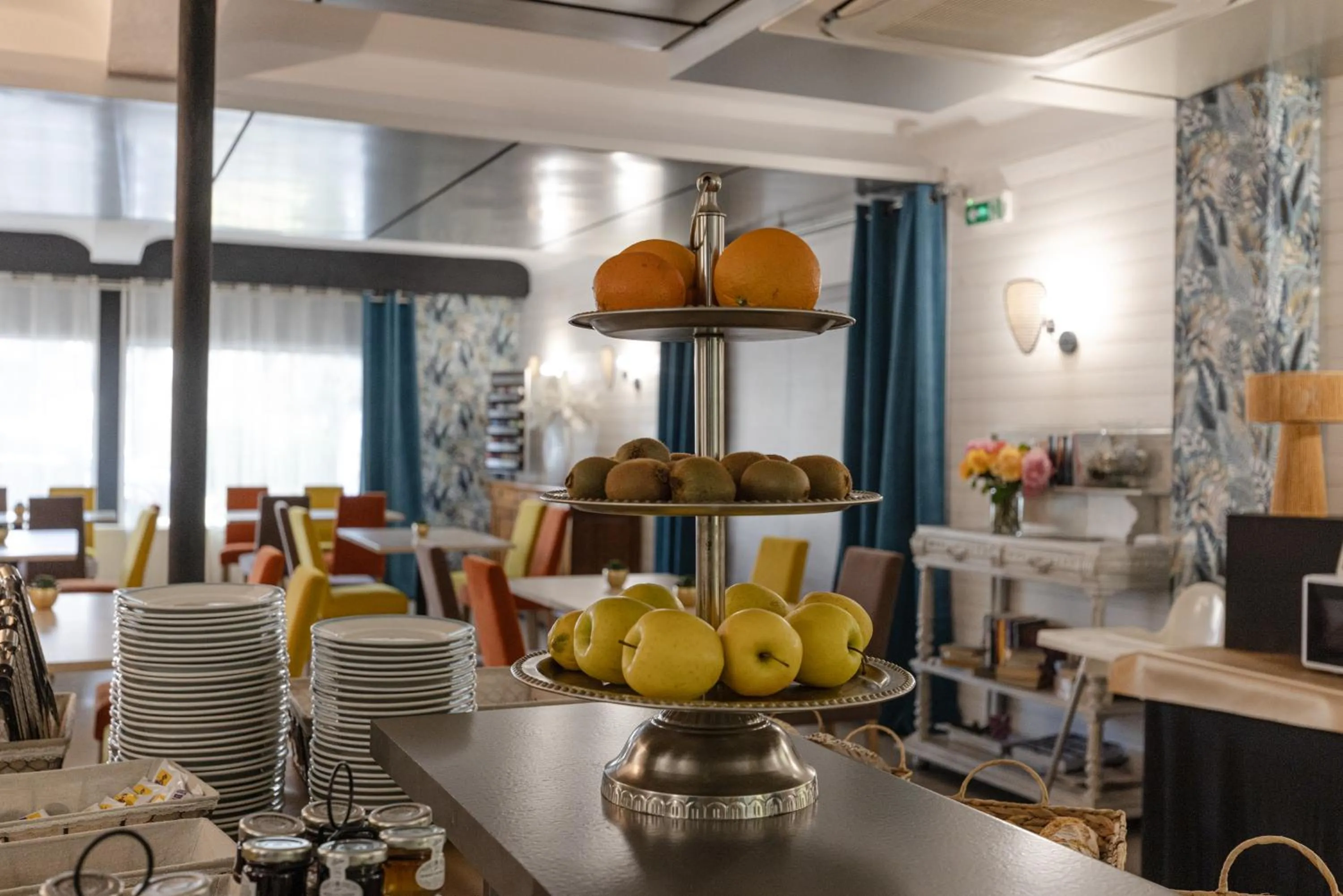 Property building in The Originals City, Hôtel de Bordeaux, Bergerac centre