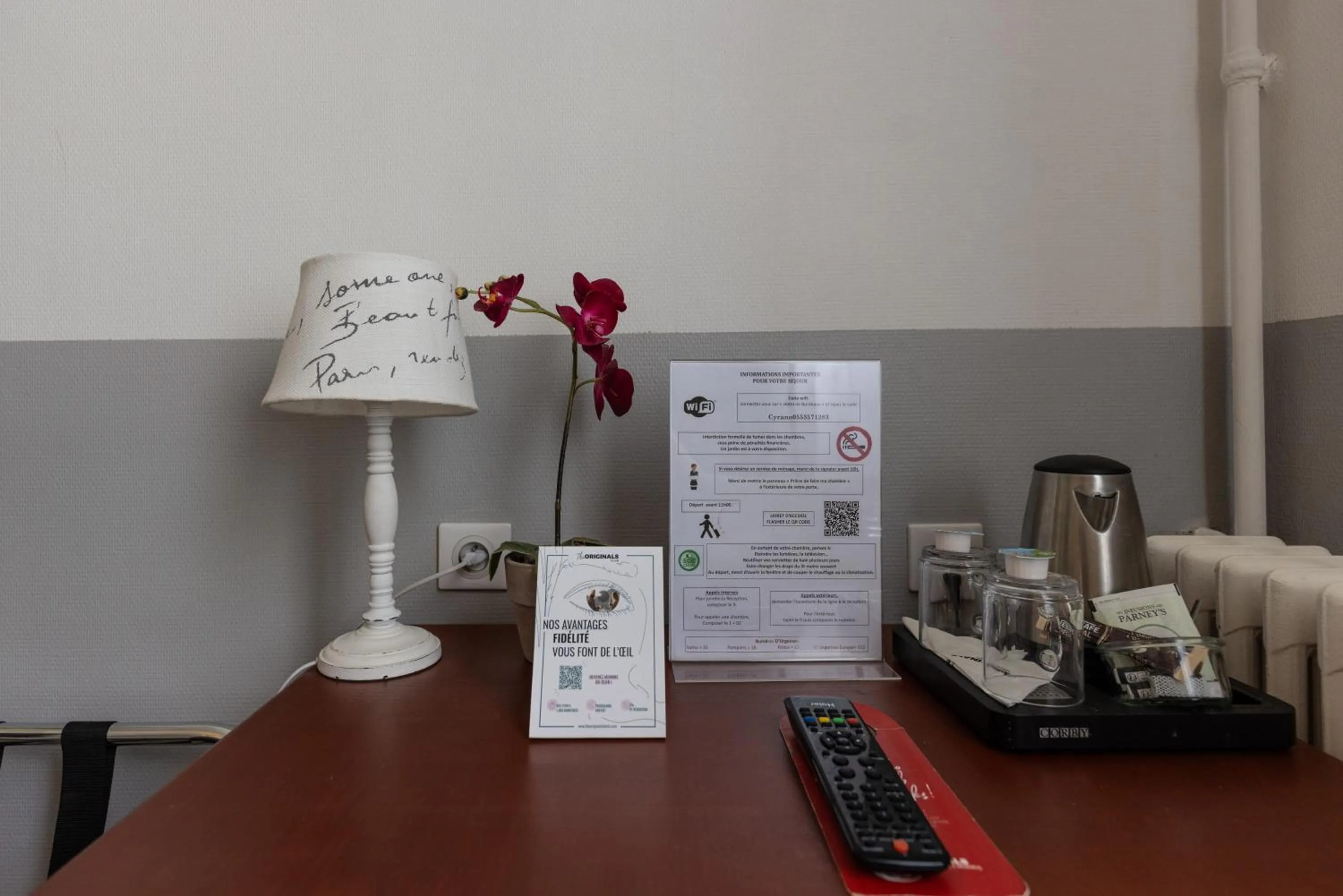 Bedroom in The Originals City, Hôtel de Bordeaux, Bergerac centre